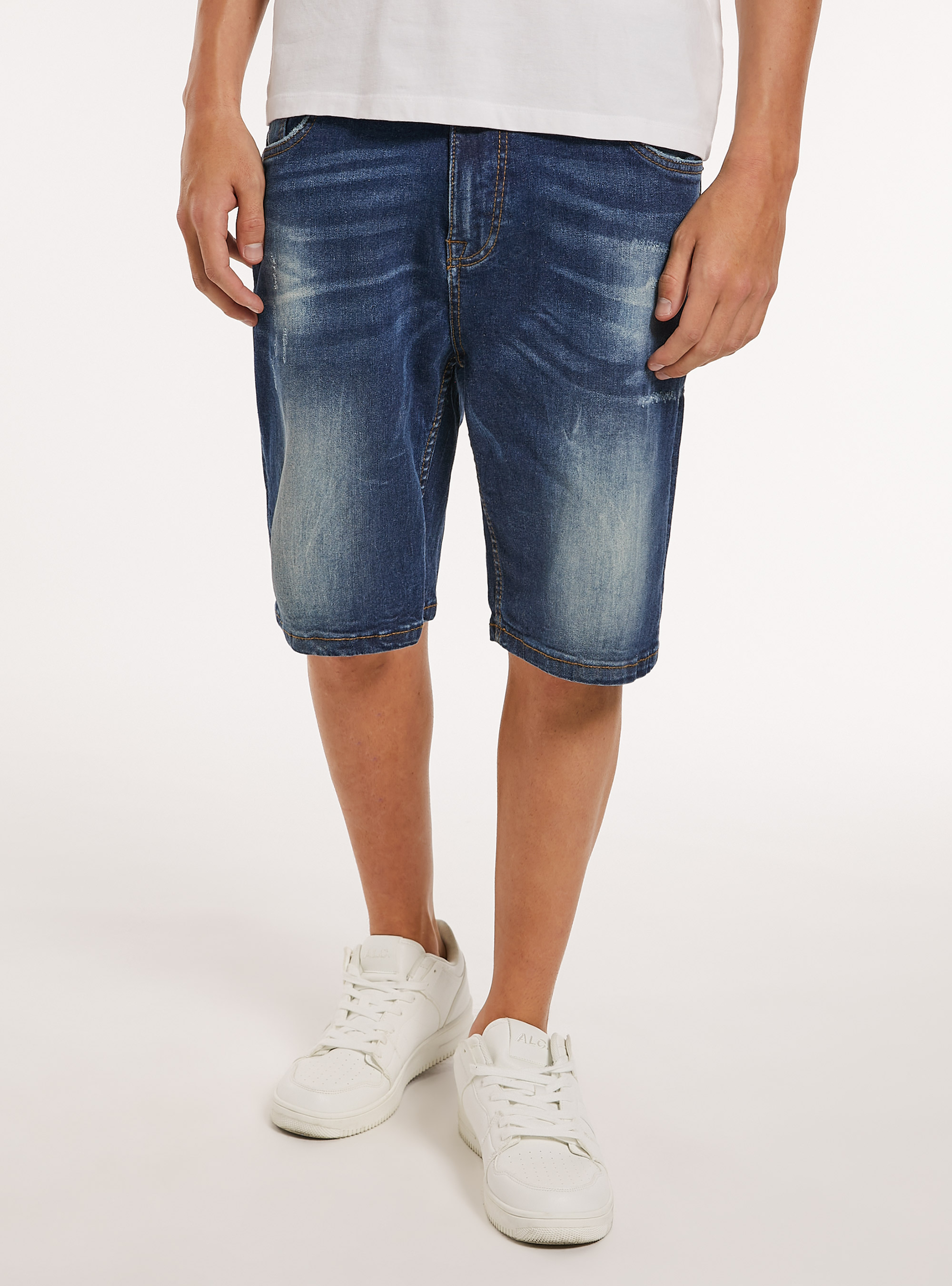 Bermuda Carrot en denim stretch, D002 MEDIUM DARK BLUE