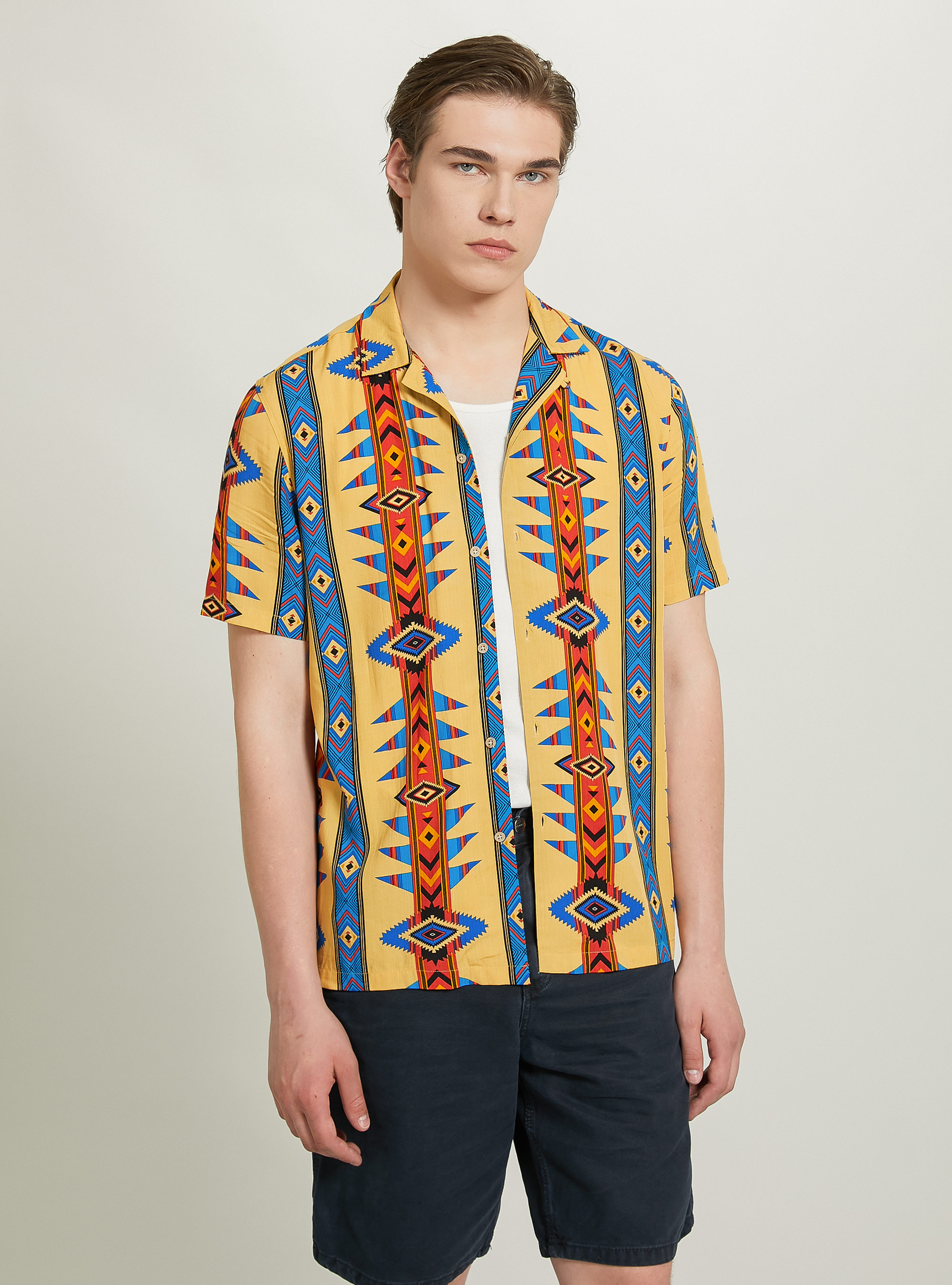 Aztec print short-sleeved shirt, BG1 BEIGE DARK