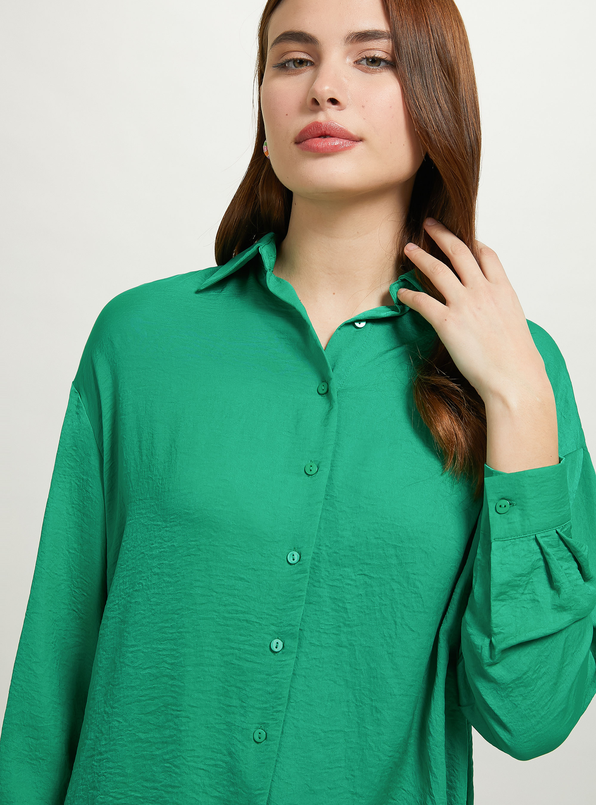 Solid-coloured satin shirt, GN2 GREEN MEDIUM