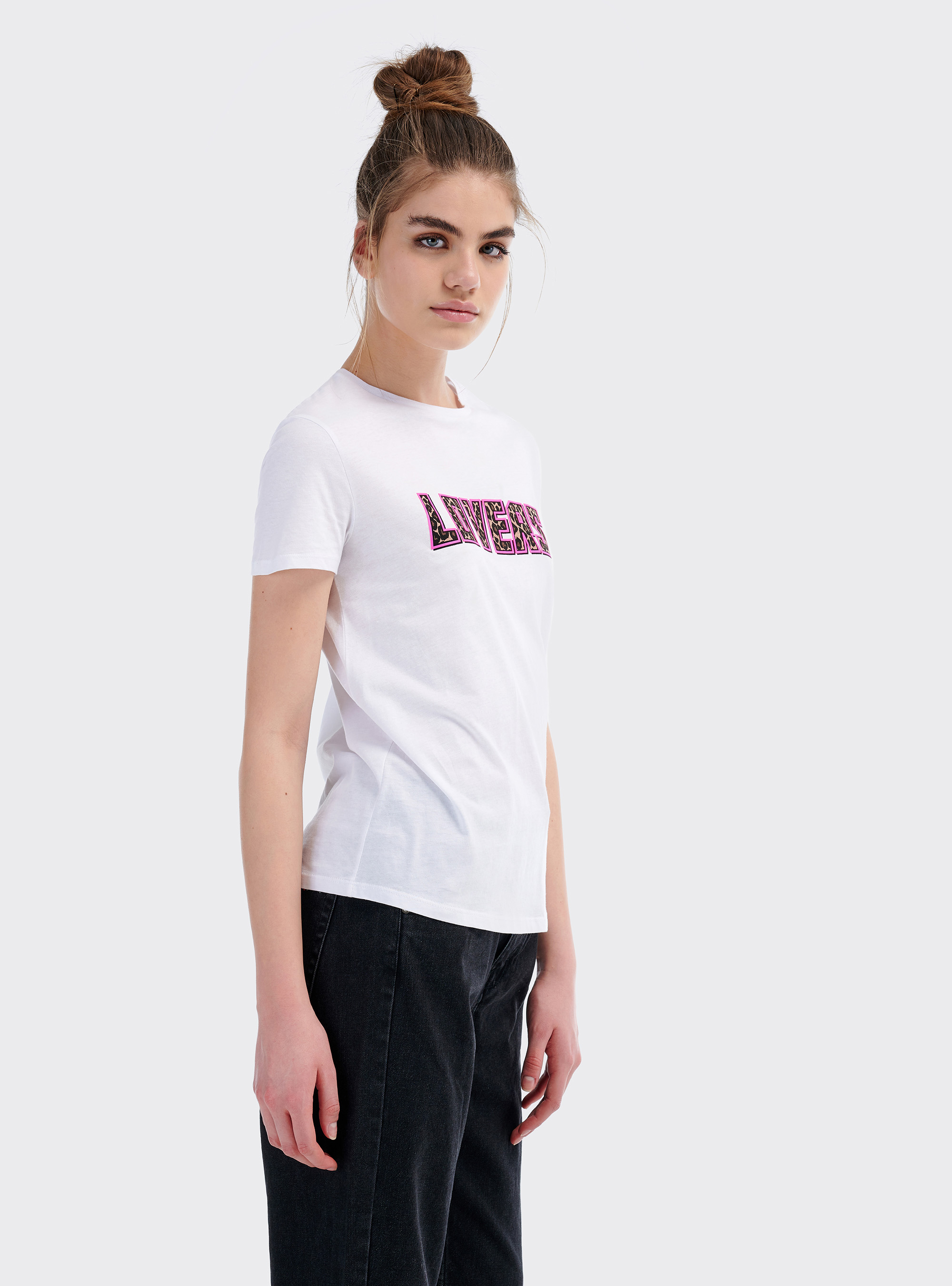 Maglietta con stampa lettering animalier, BIANCO