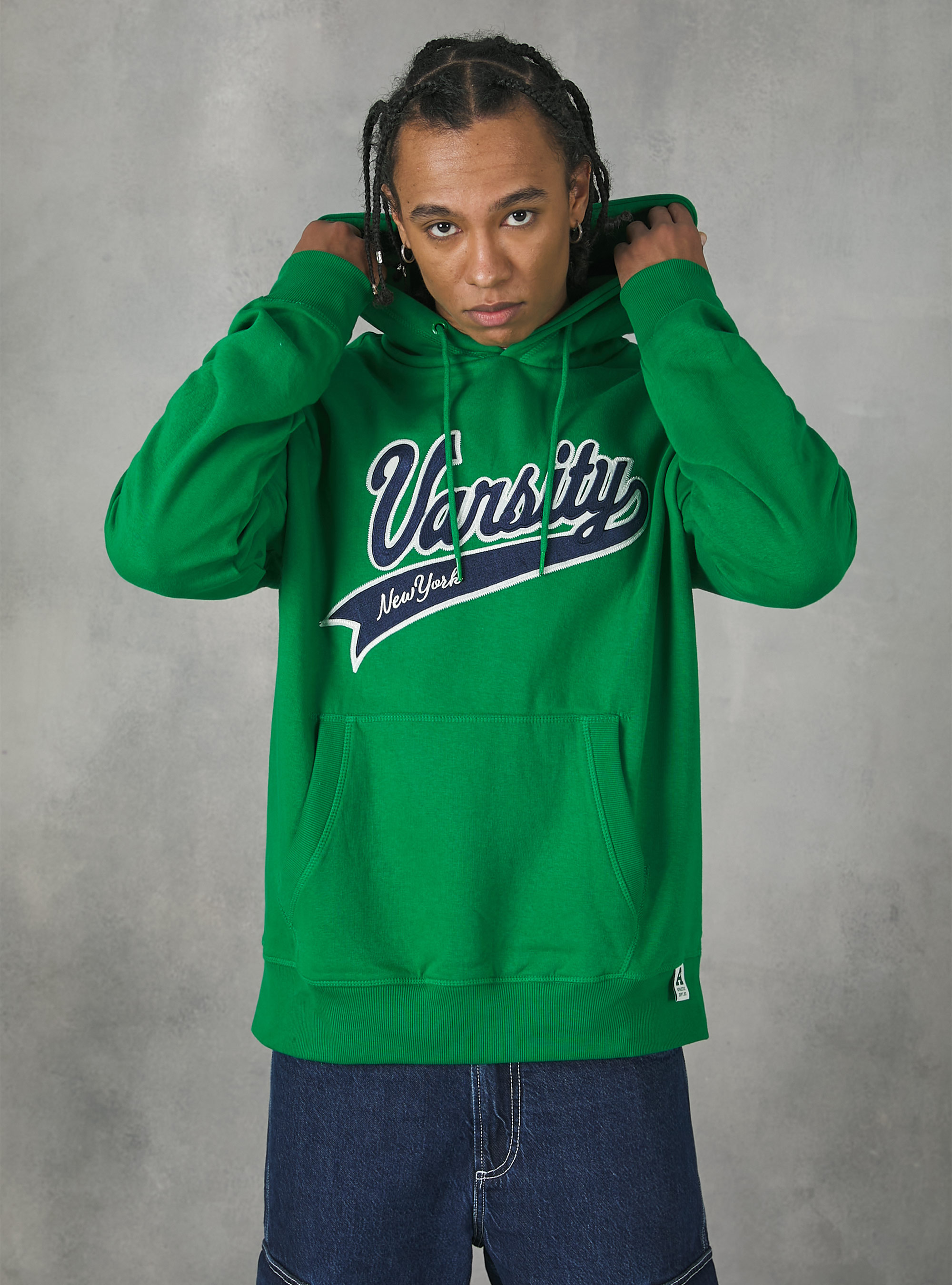 Hoodie with college patch, GN2 GREEN MEDIUM
