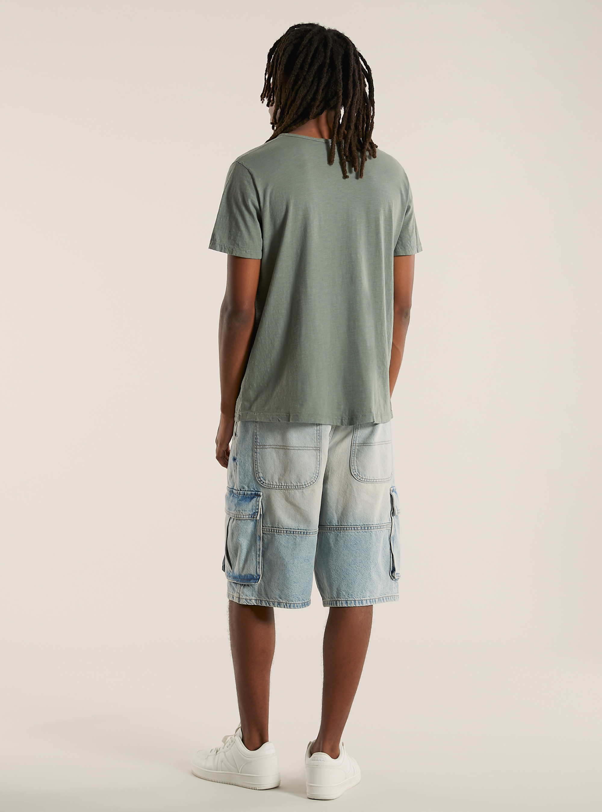 Linen blend T-shirt with v-neck and buttons, KY3 KAKY LIGHT