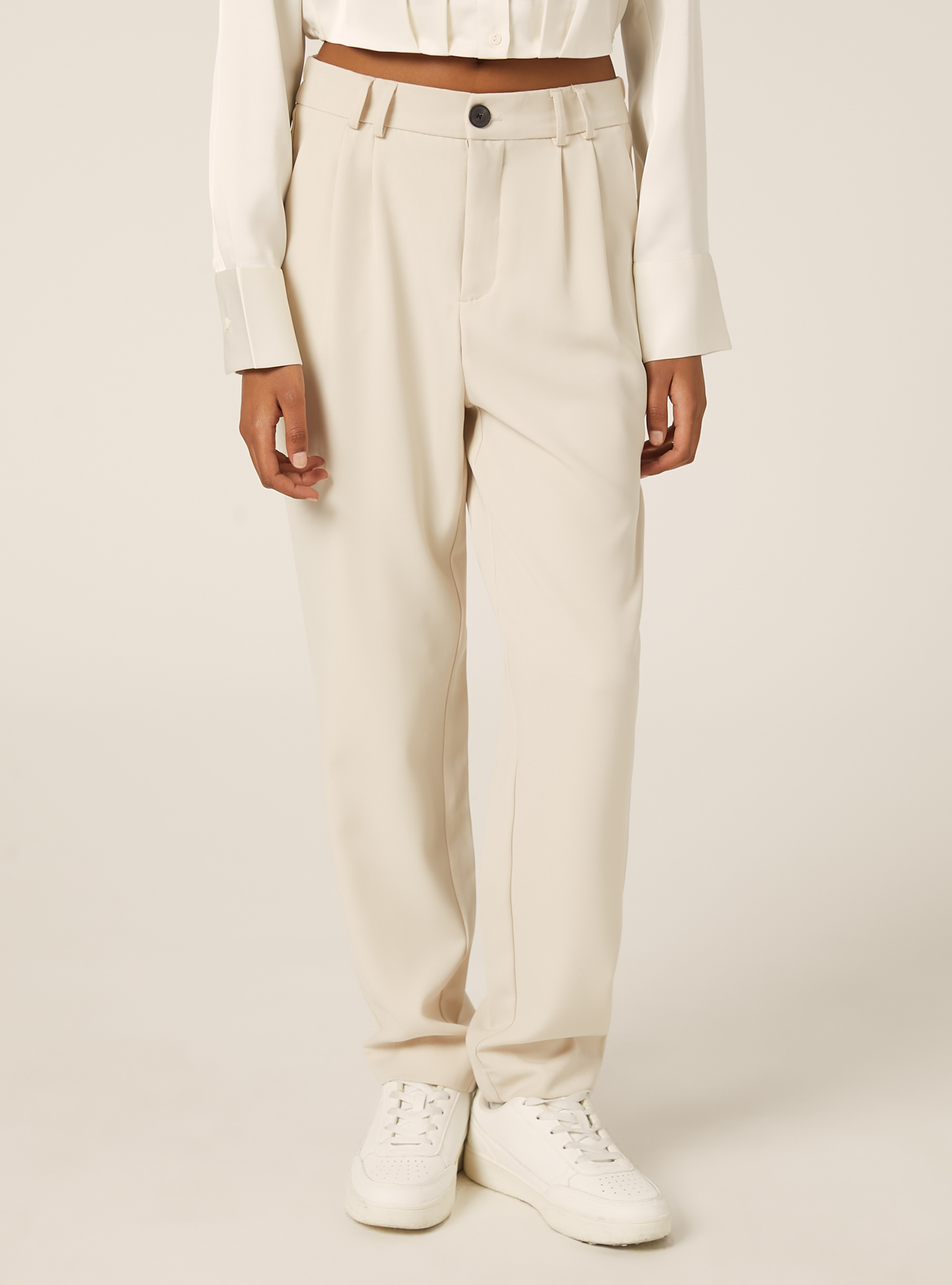 Regular fit trousers with pleats, BG2 BEIGE MEDIUM