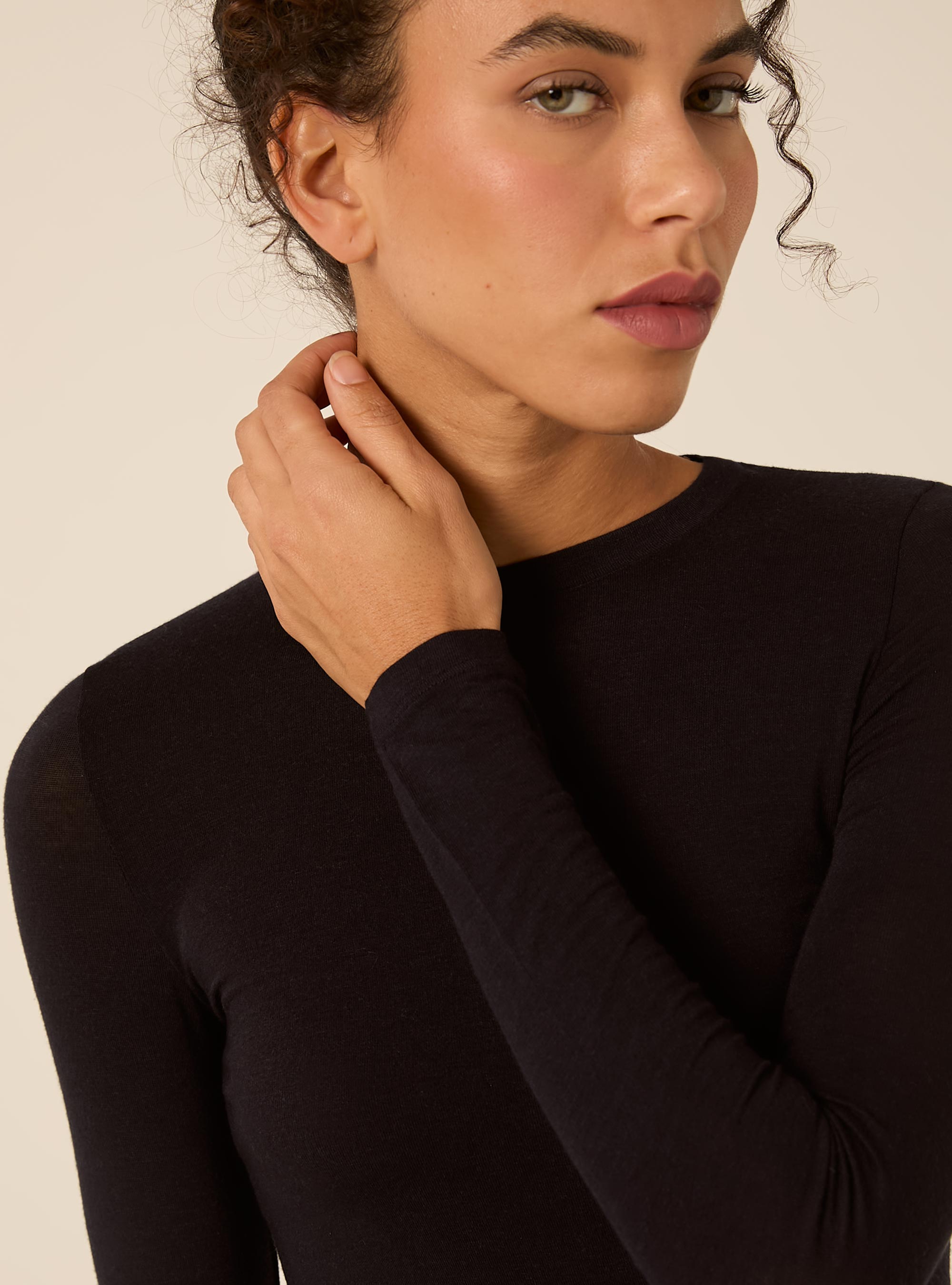 T shirt col rond a manches longues en melange de cashmere, NA1 NAVY DARK