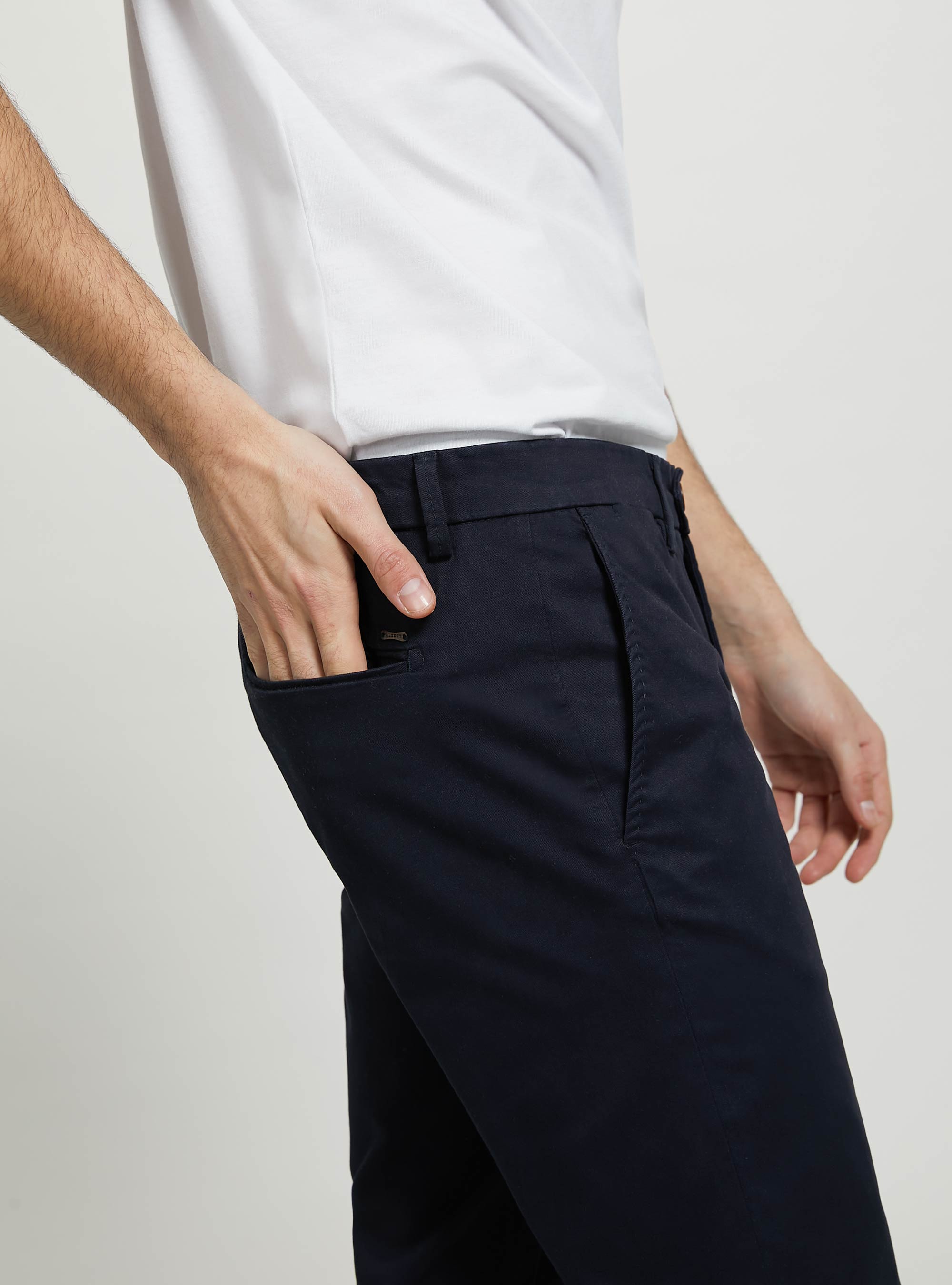 Pantalones chinos de sarga de algodón elástico, AZUL MARINO