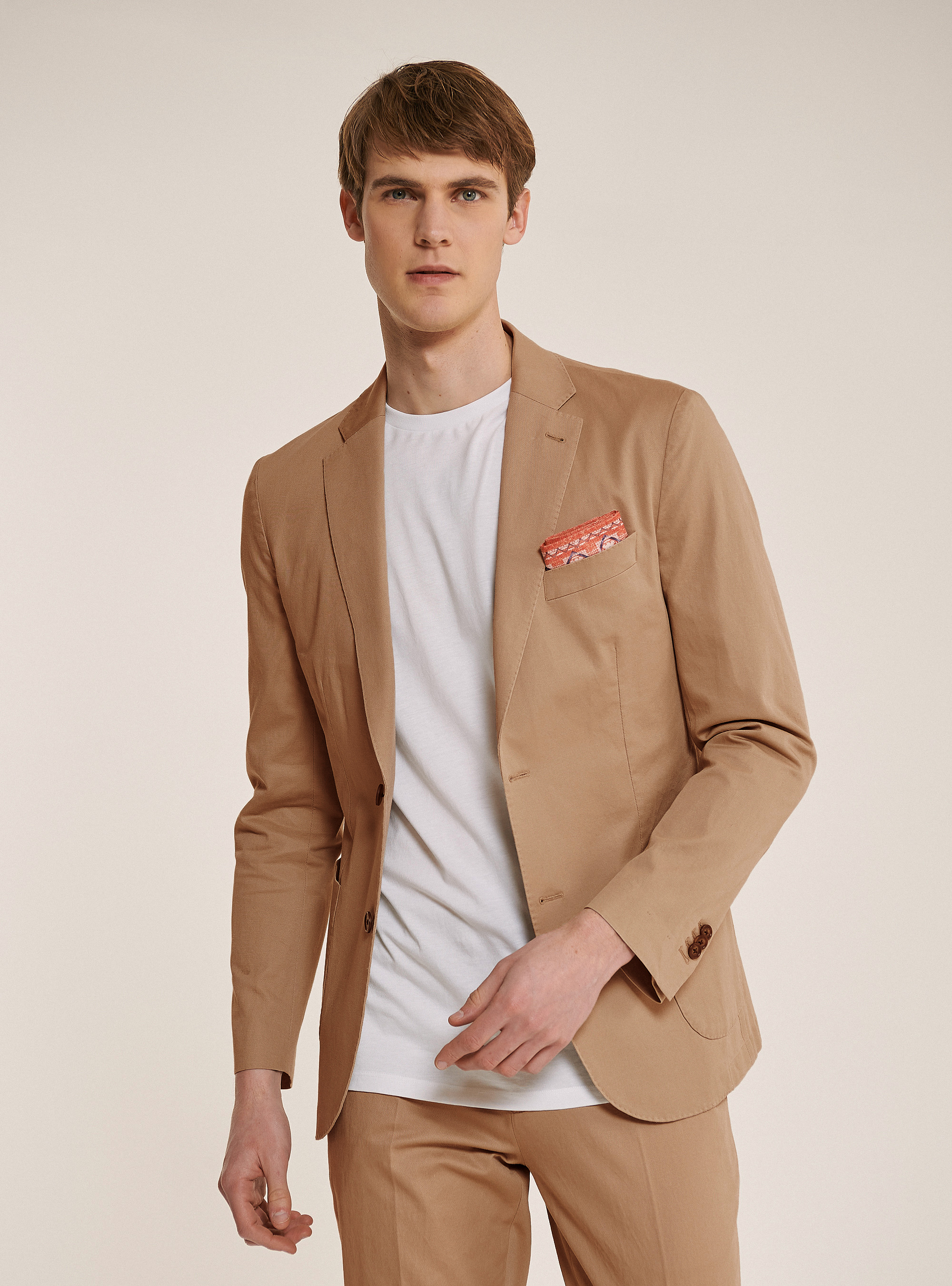 Giacca in misto lino con tasca a toppa, C5524 TOBACCO