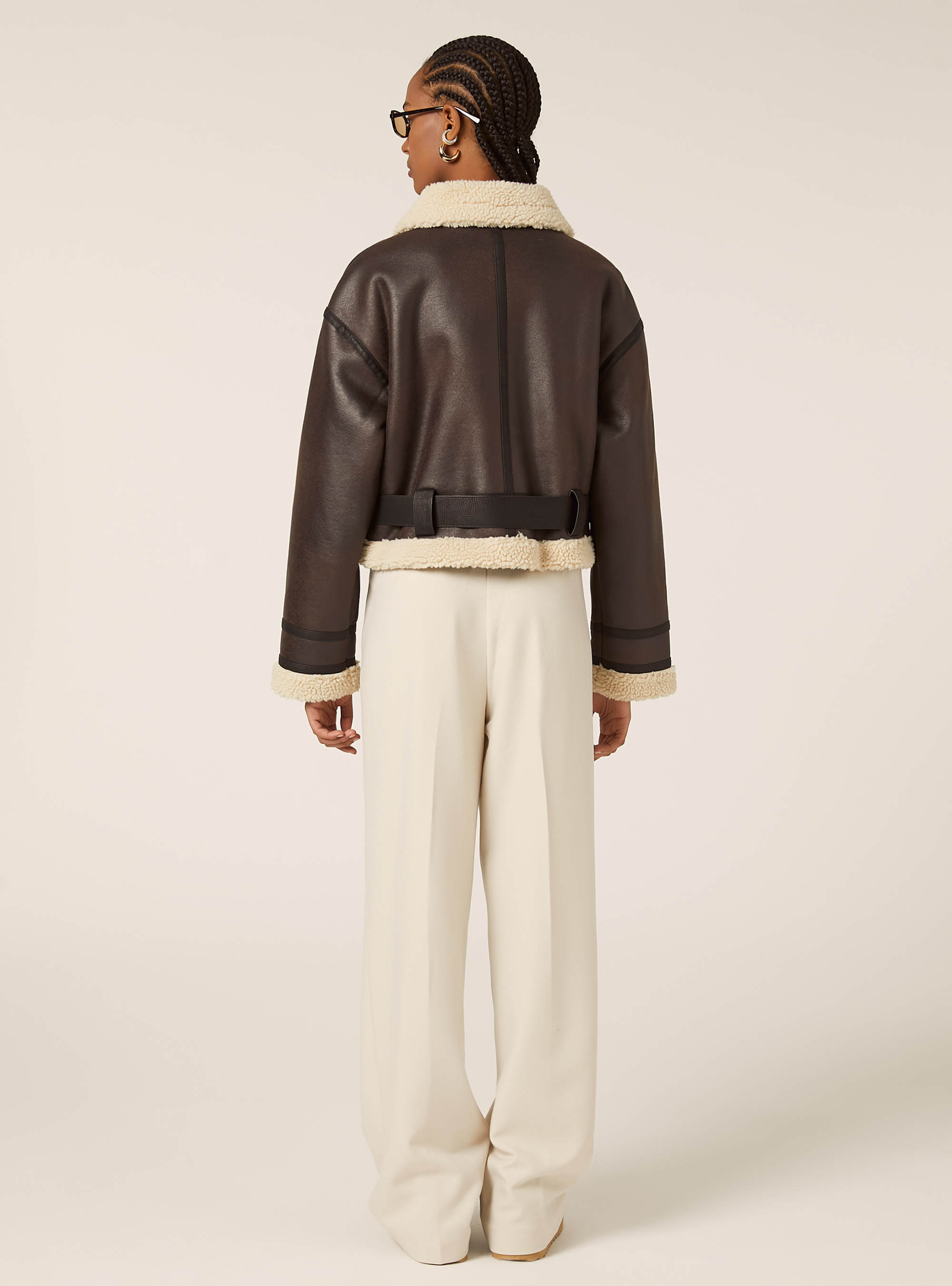 Giubbotto montone effetto pelle, BR1 BROWN DARK