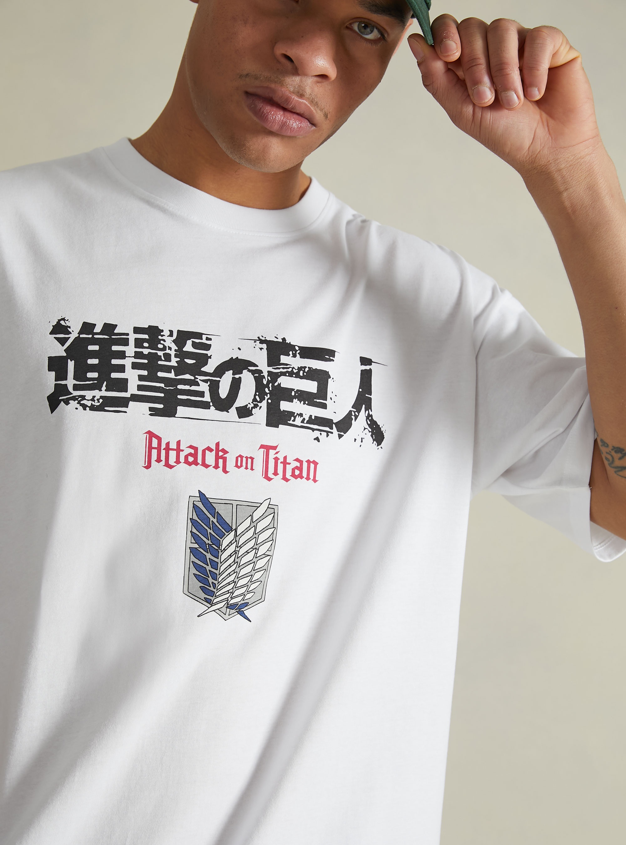 Camiseta Attack on Titan / Alcott, WH3 WHITE