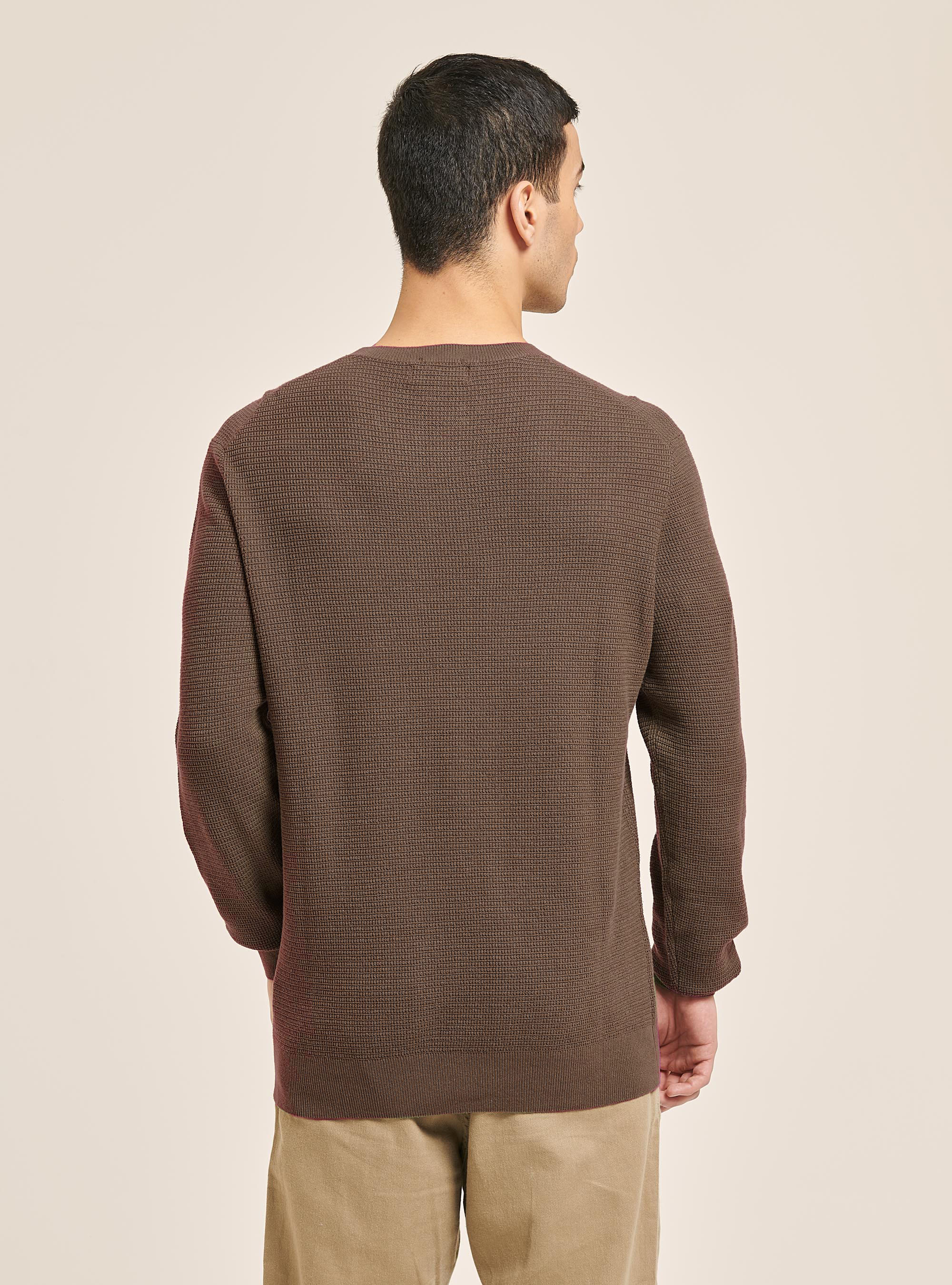 Pullover mit Rundhalsausschnitt und Textur, BR2 BROWN MEDIUM