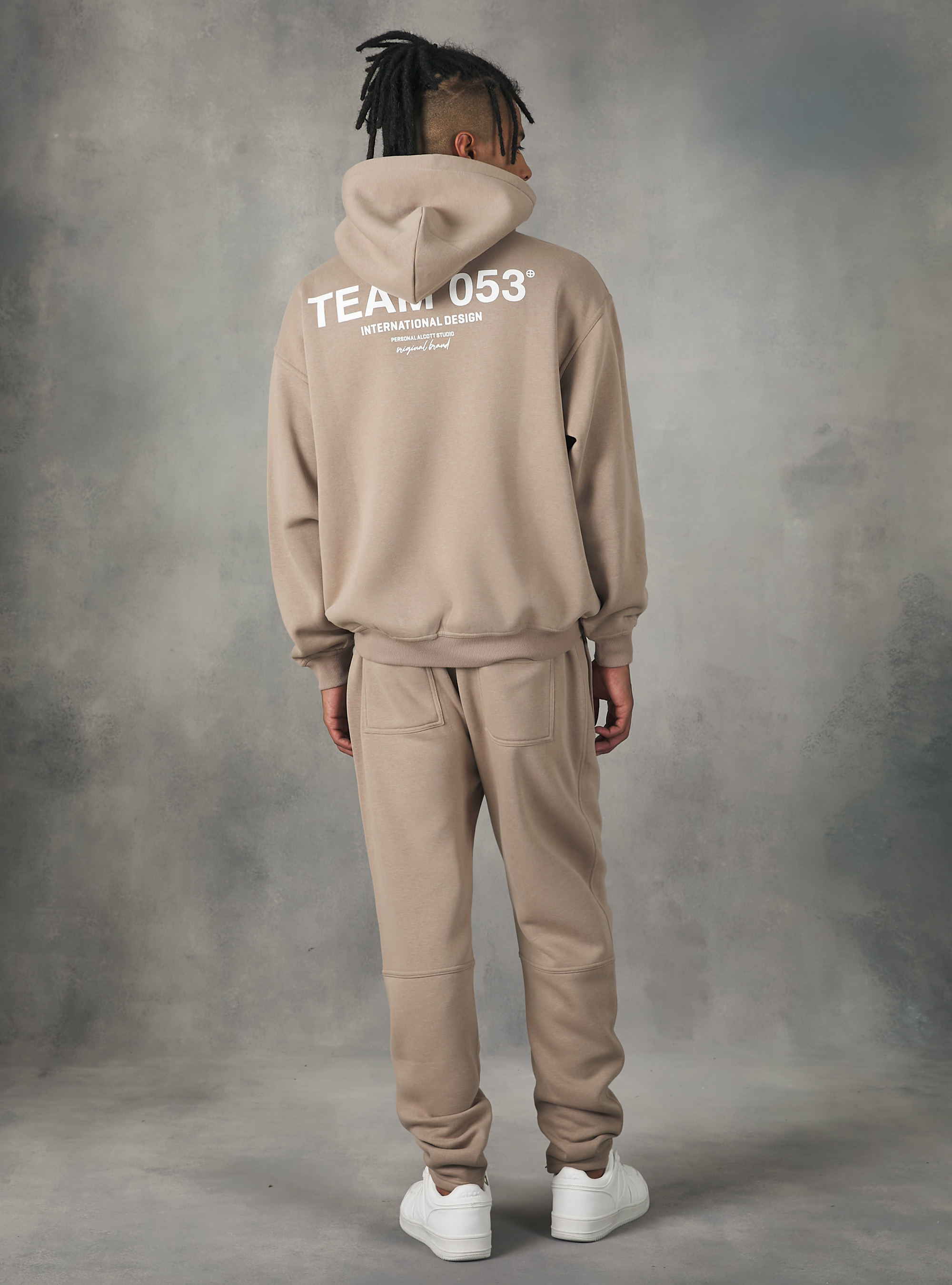 Jogger trousers with Team 053 print, BG1 BEIGE DARK