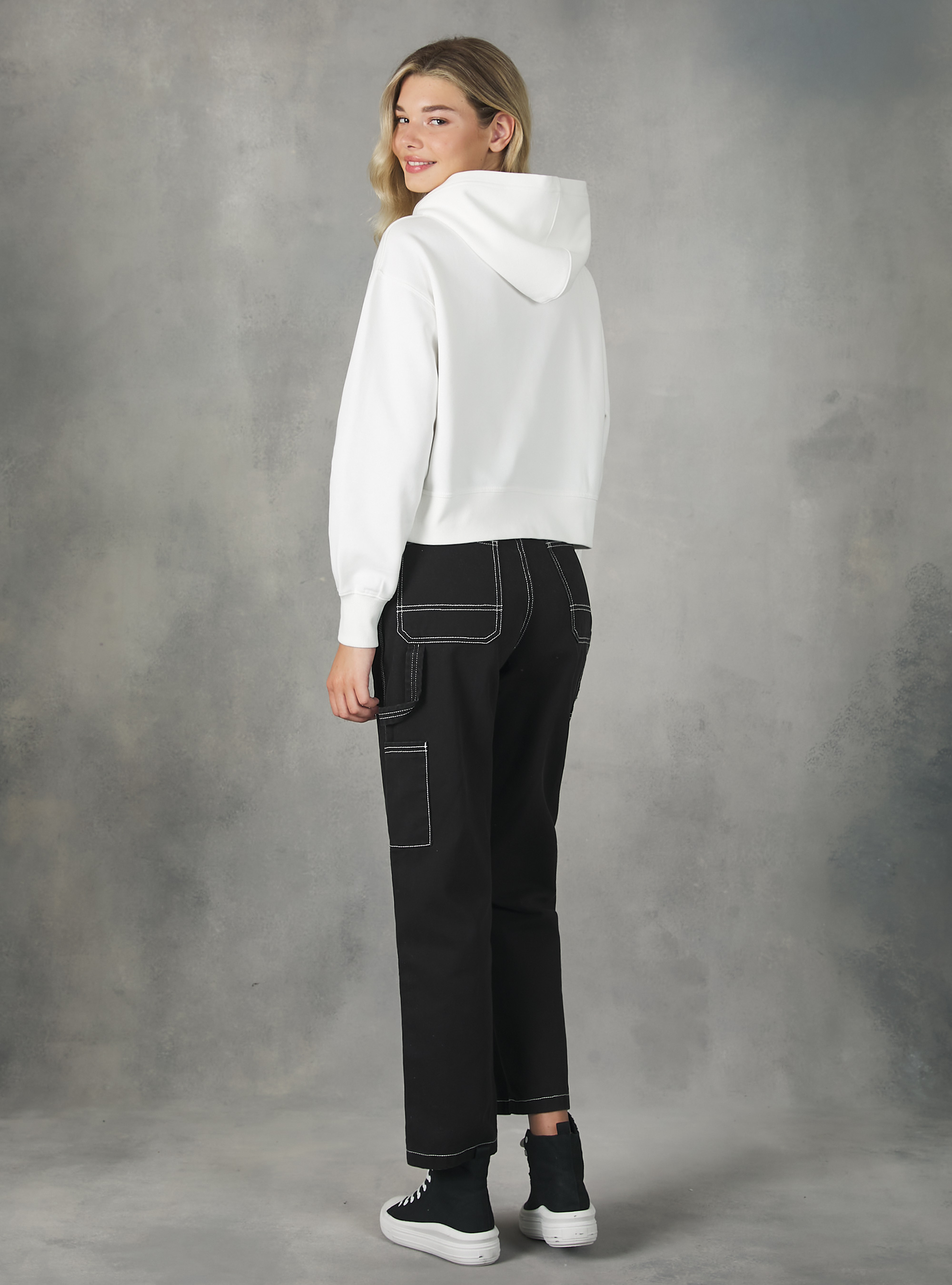 Sweat court avec capuche comfort fit, WH2 WHITE