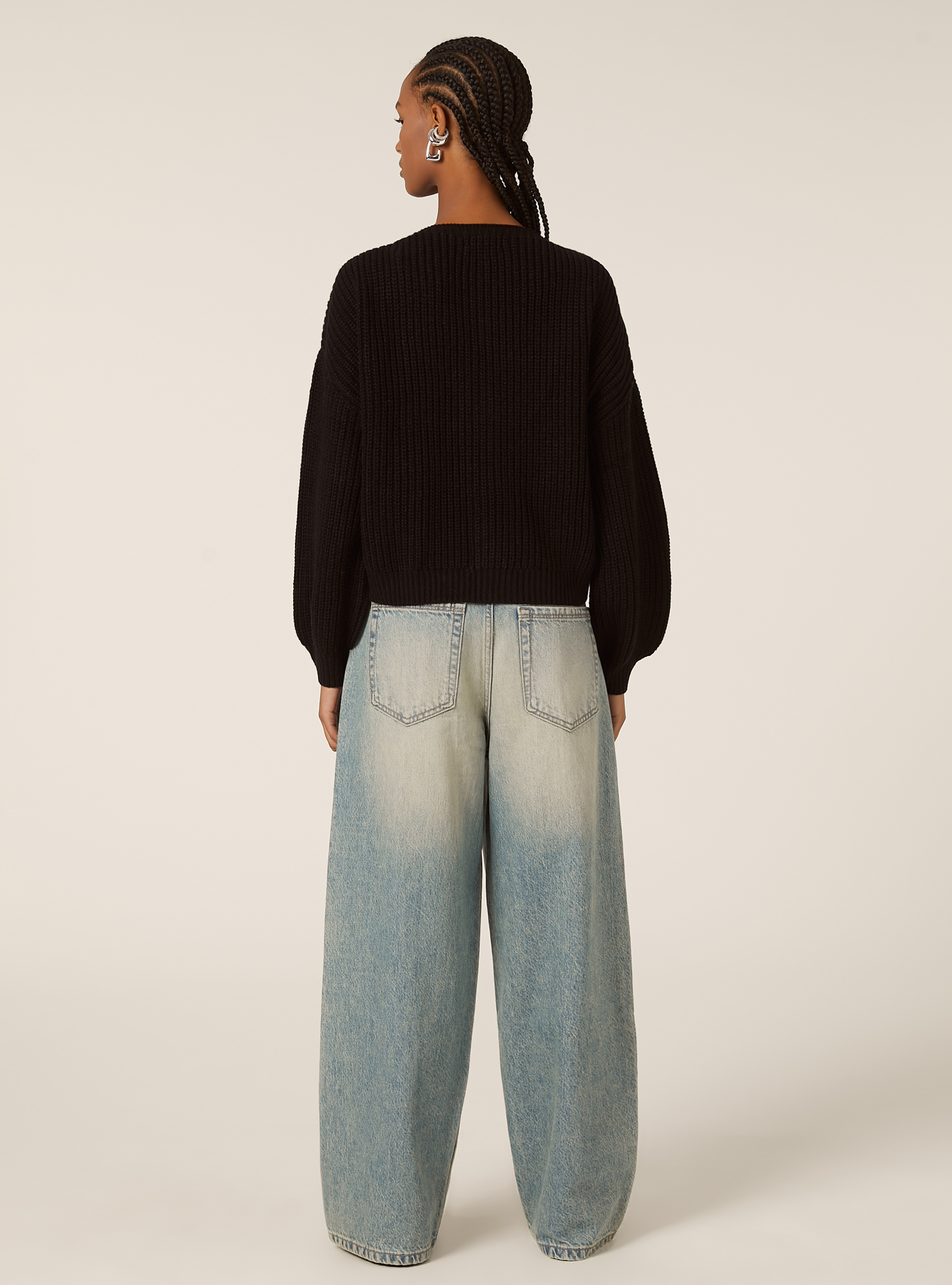 Knitted cardigan with V-neck, BK1 BLACK