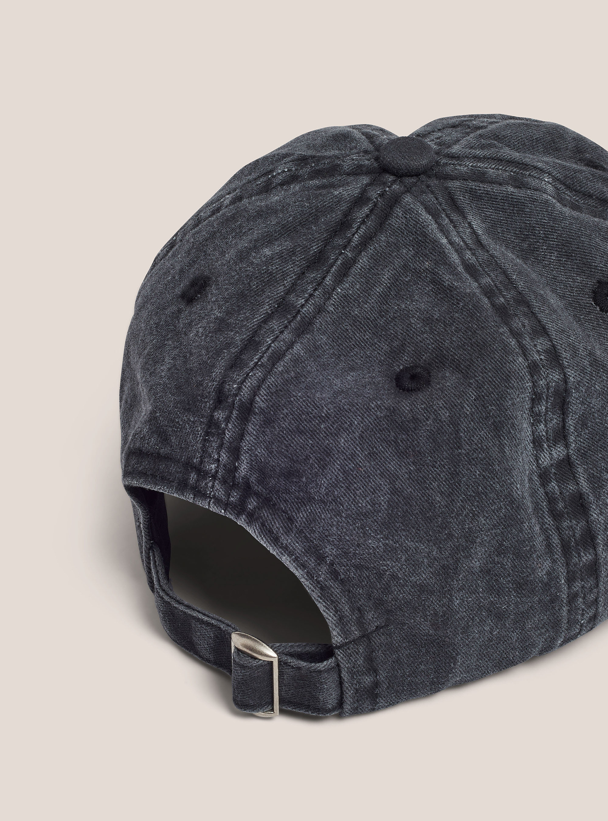 Hat with patch, BLACK