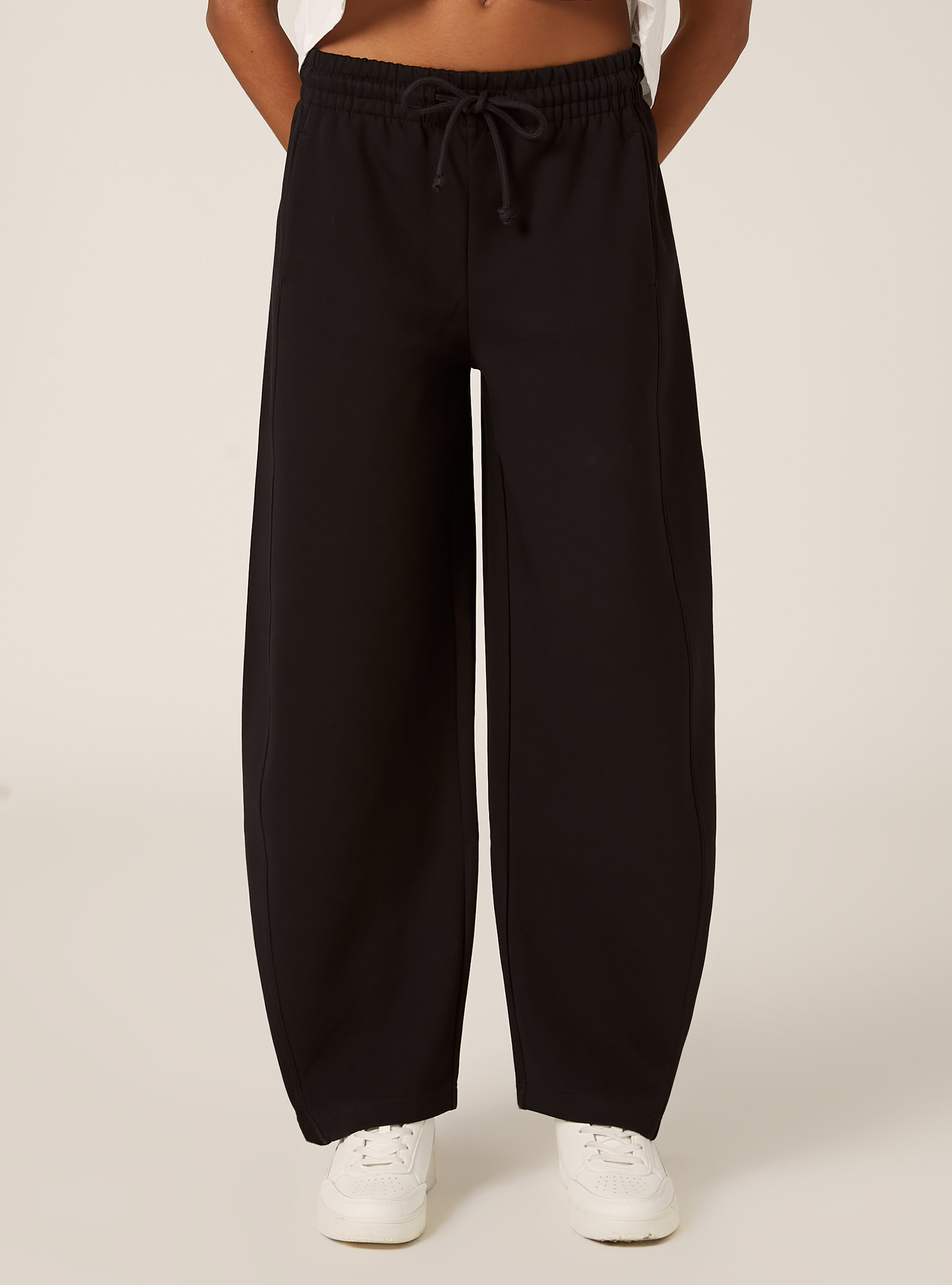 Barrel fit jogger trousers, BK1 BLACK