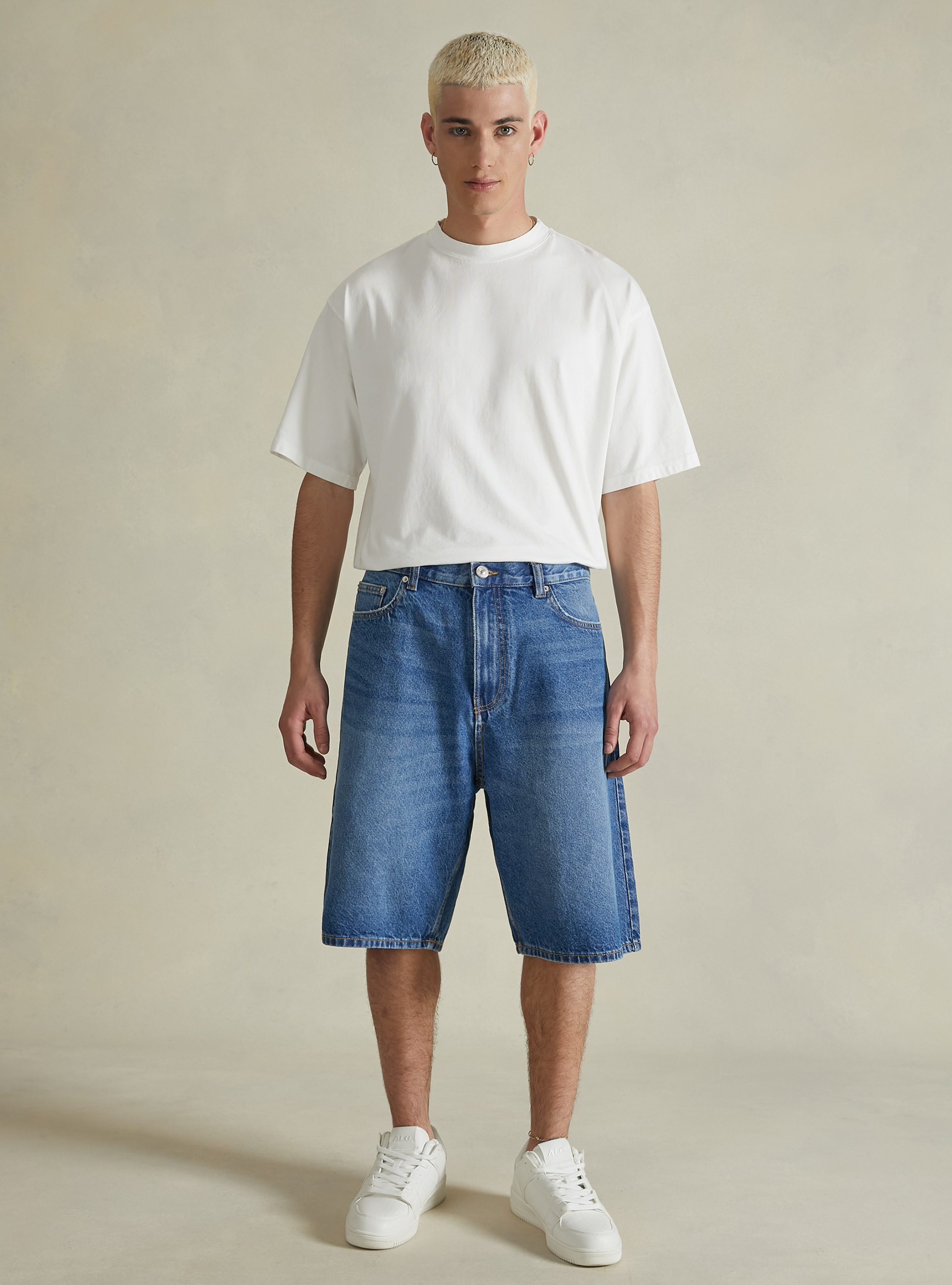 Bermuda in denim baggy fit, D003 MEDIUM BLUE
