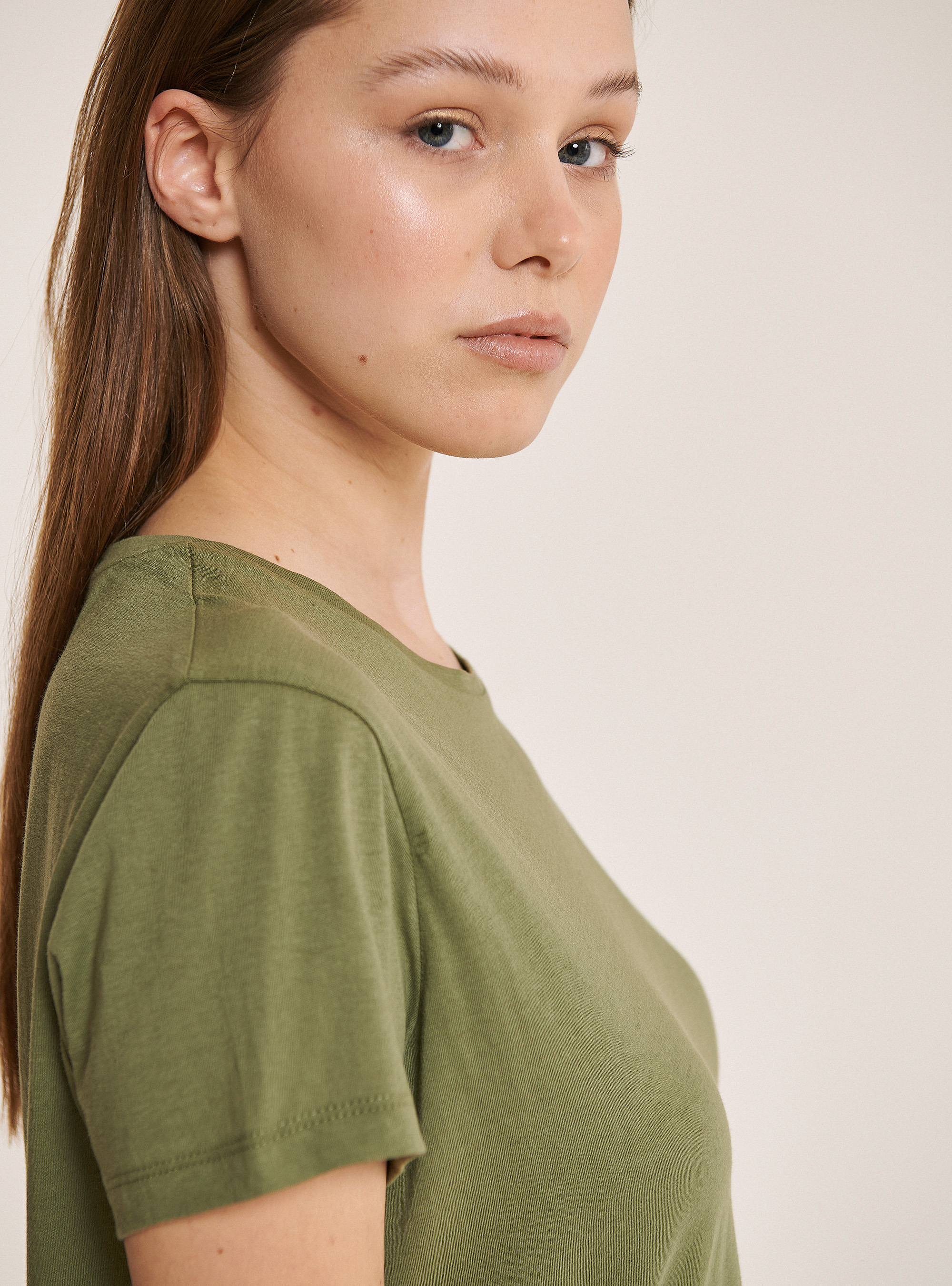 Cotton oversize T-shirt in solid color, C0606 KAKY