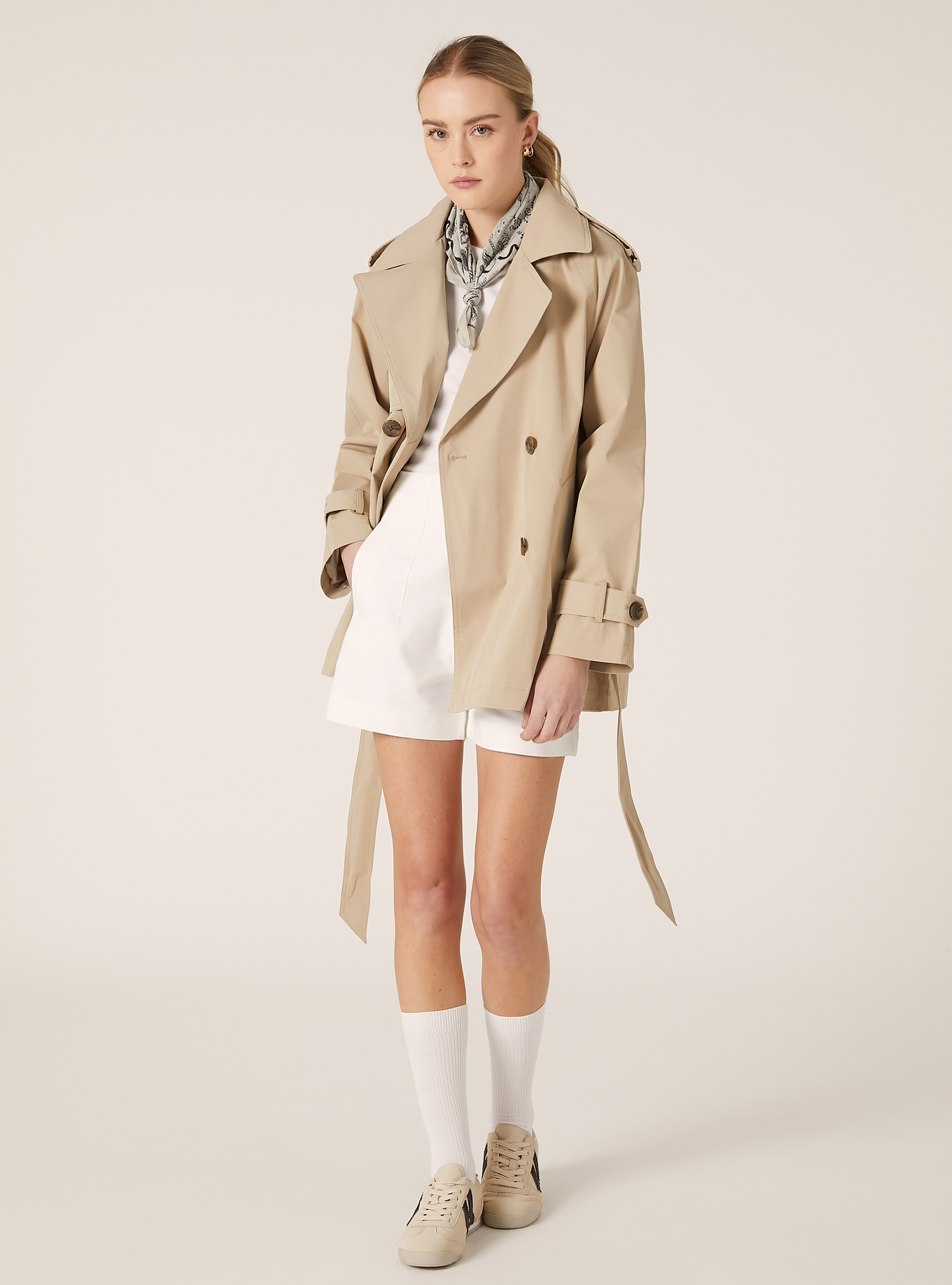 Kurzer Trenchcoat aus Twill, BG2 BEIGE MEDIUM