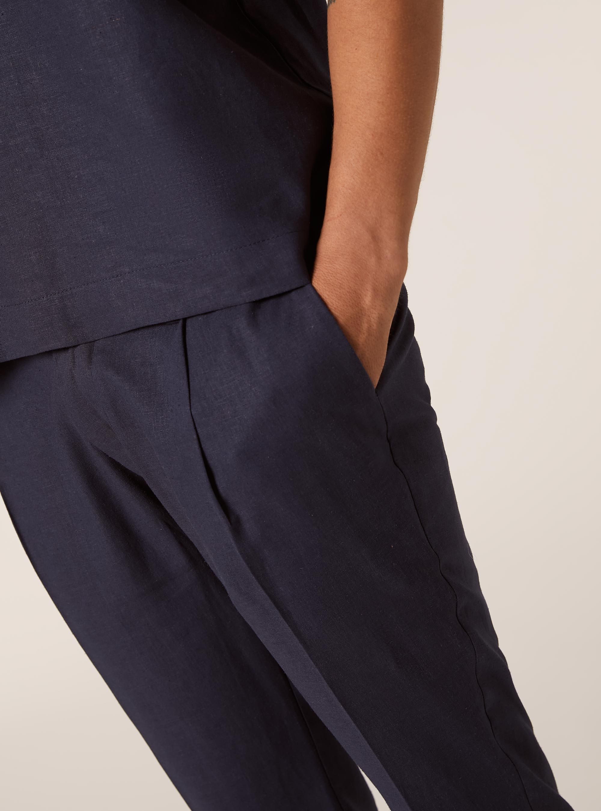 Pantalon &agrave; pinces en lin m&eacute;lang&eacute;, NA2 NAVY MEDIUM