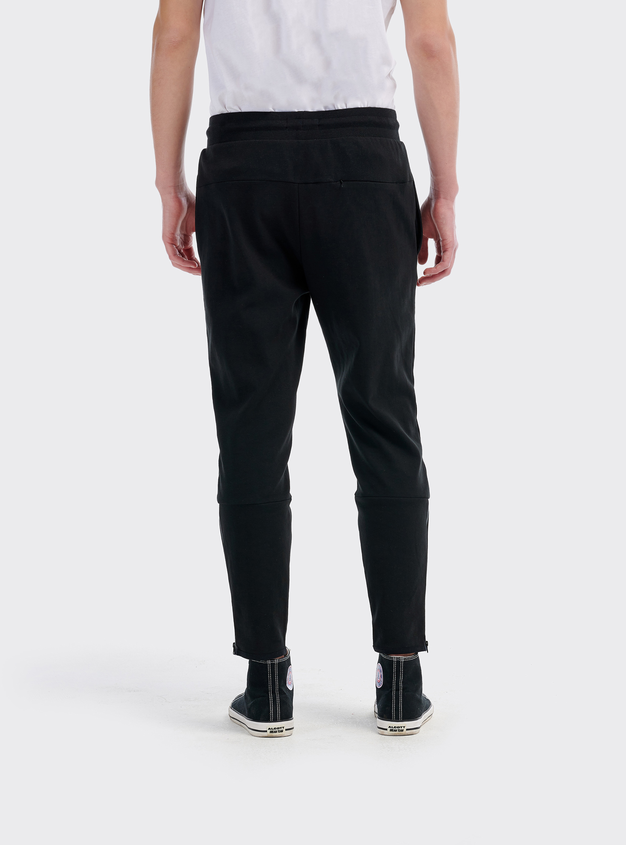 Jogger con zip sul fondo, NERO