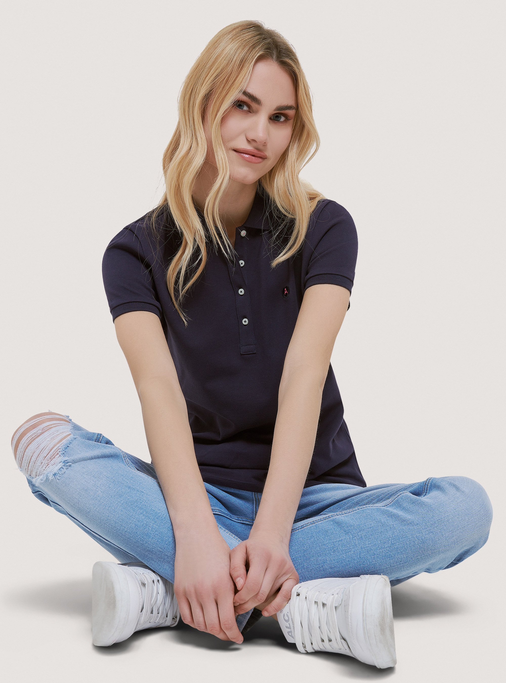 Polo de piqu&eacute; de algod&oacute;n con bordado, C2306 BLU