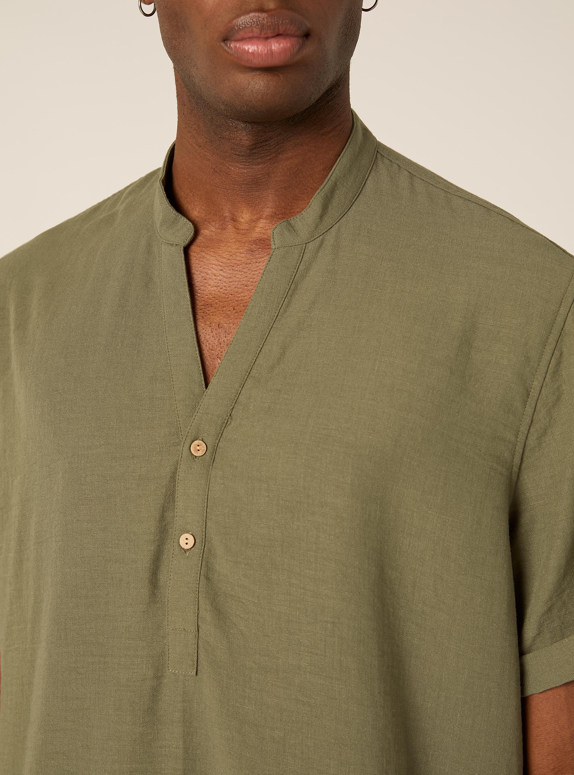 Mandarin collar shirt, KY2 KAKY MEDIUM