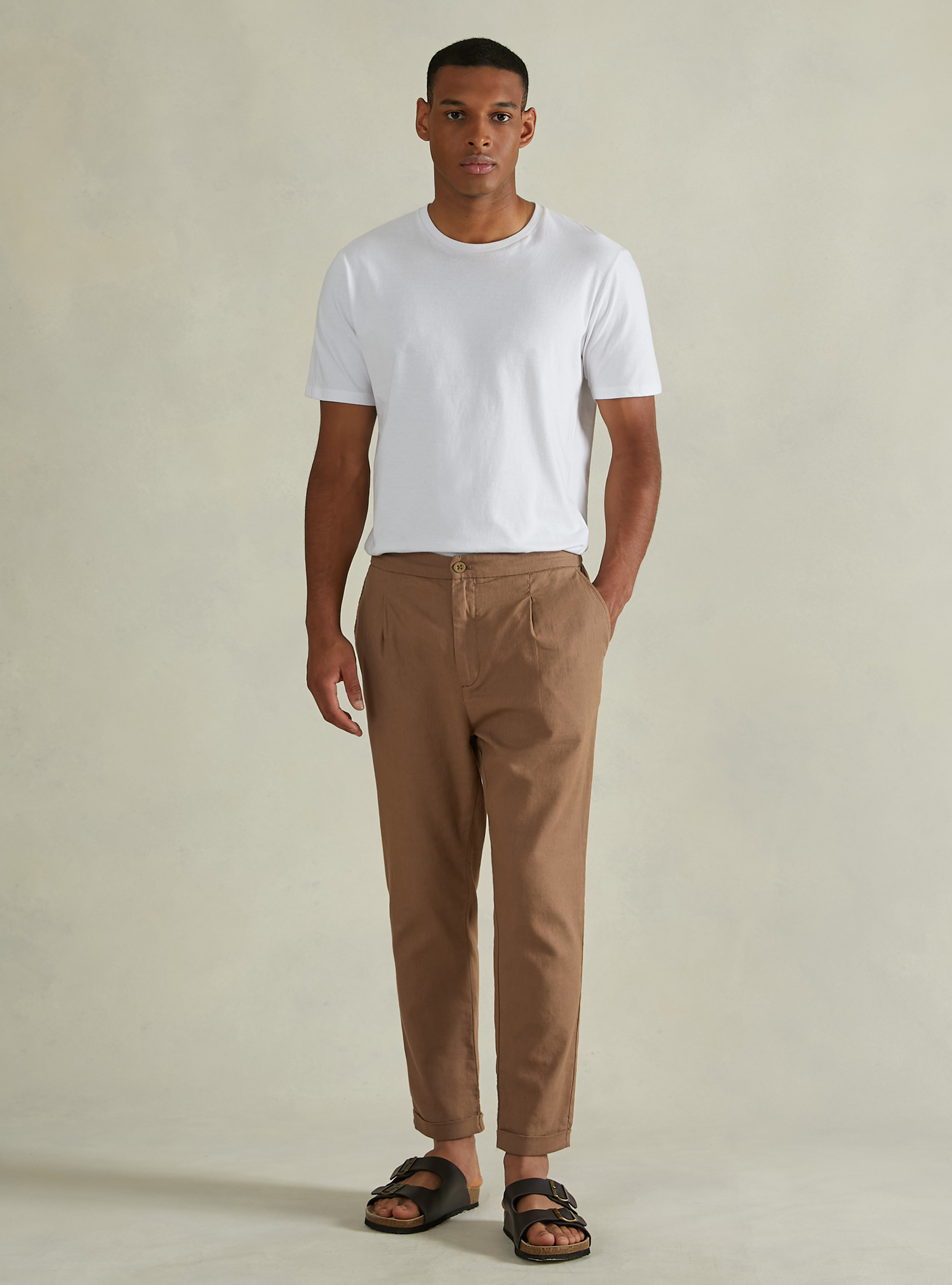 Pantalon en lin m&eacute;lang&eacute; avec pinces, TB2 TOBACCO MEDIUM