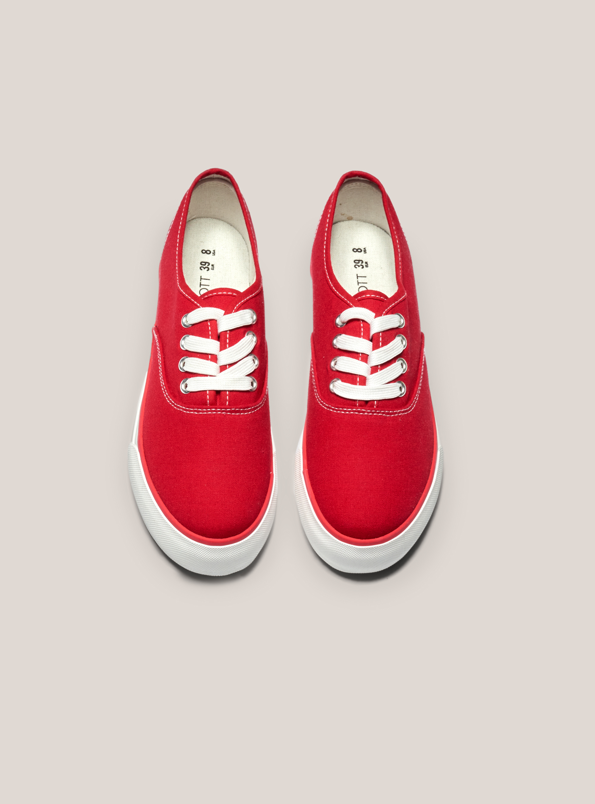 Niedrige Sneaker aus Segeltuch, C3393 RED