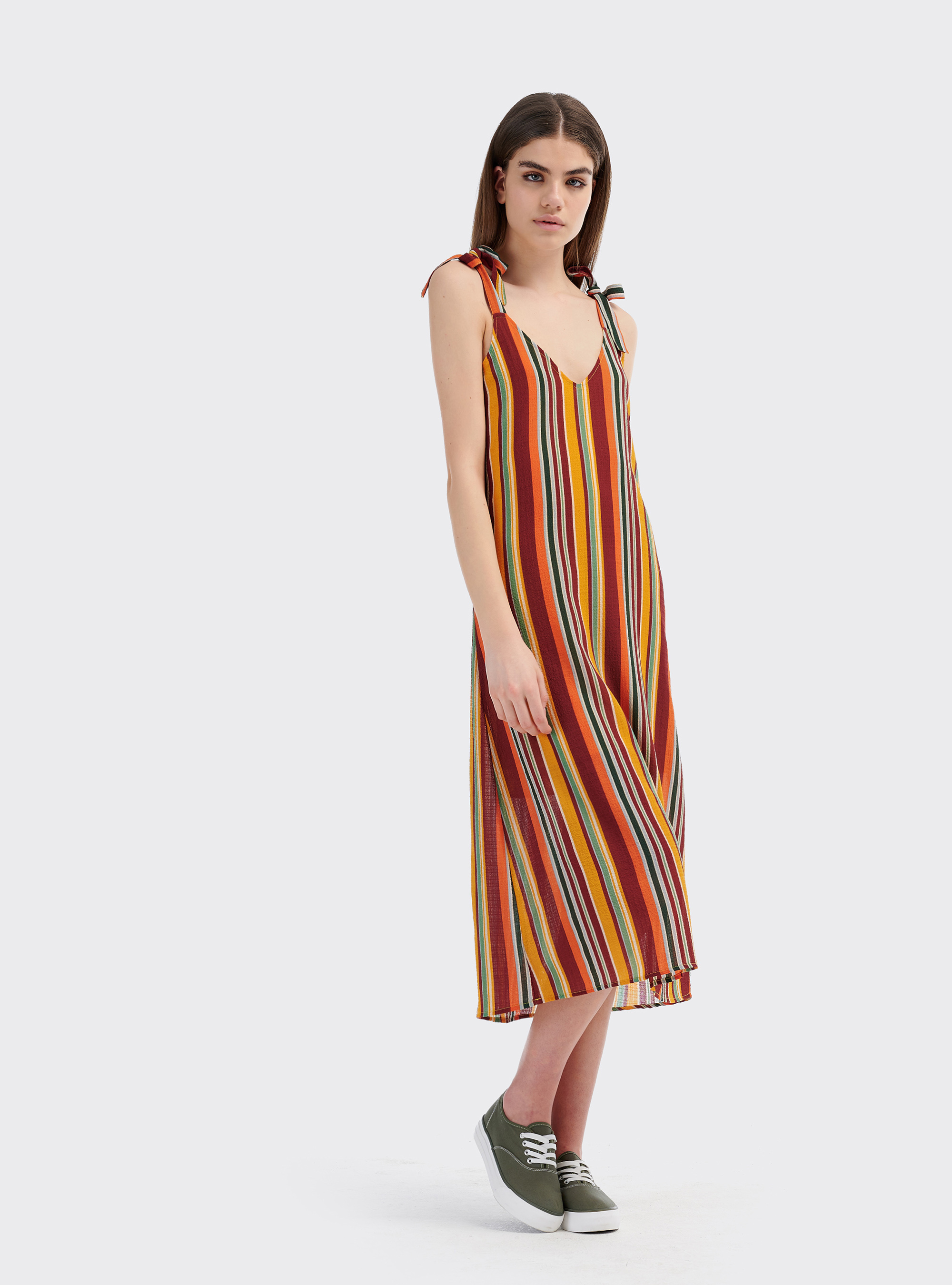 Vestito midi a righe comfort fit, MULTICOLORE