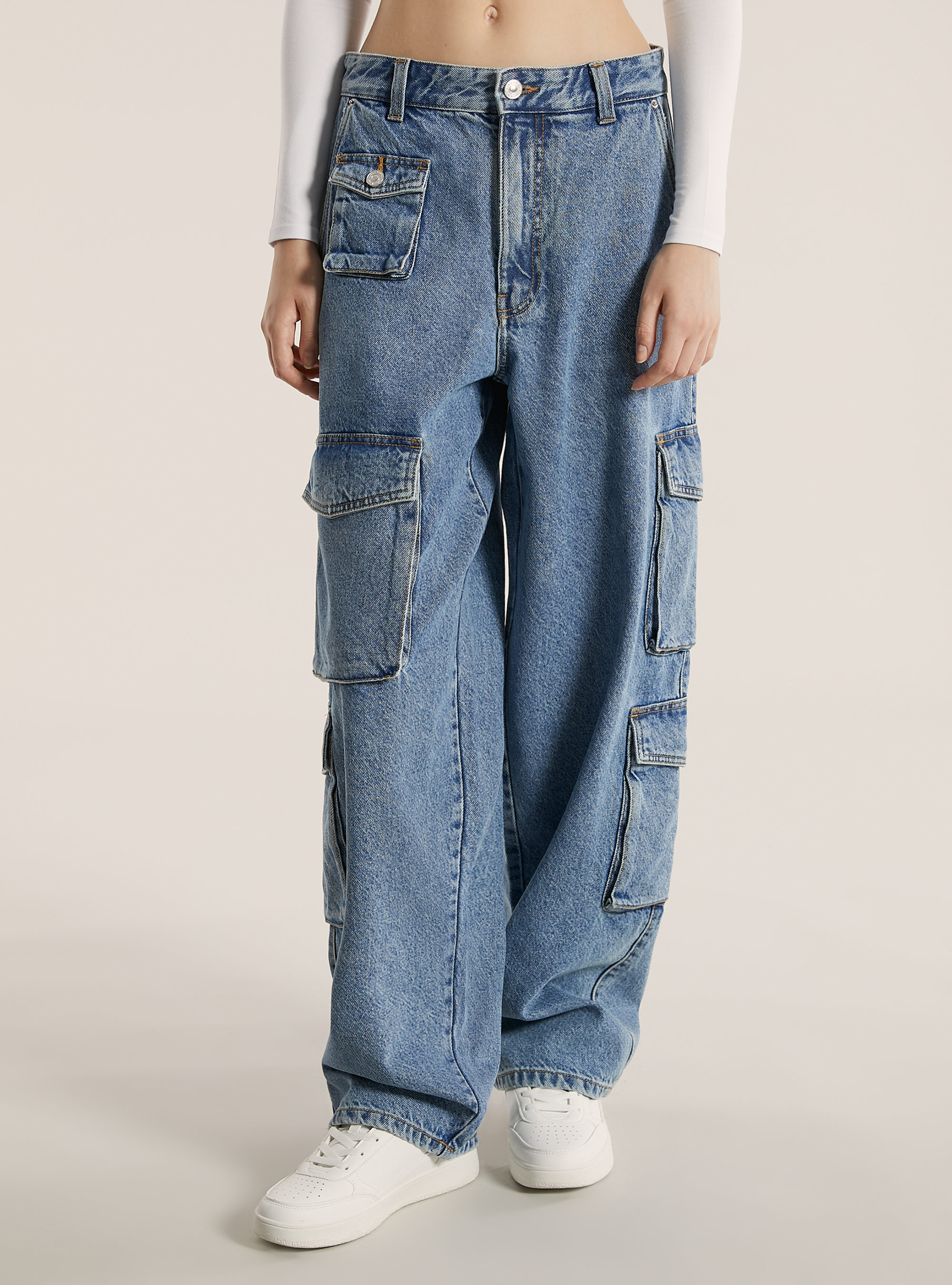 Multi-Cargo-Comfort-Fit-Jeans, D006 AZURE