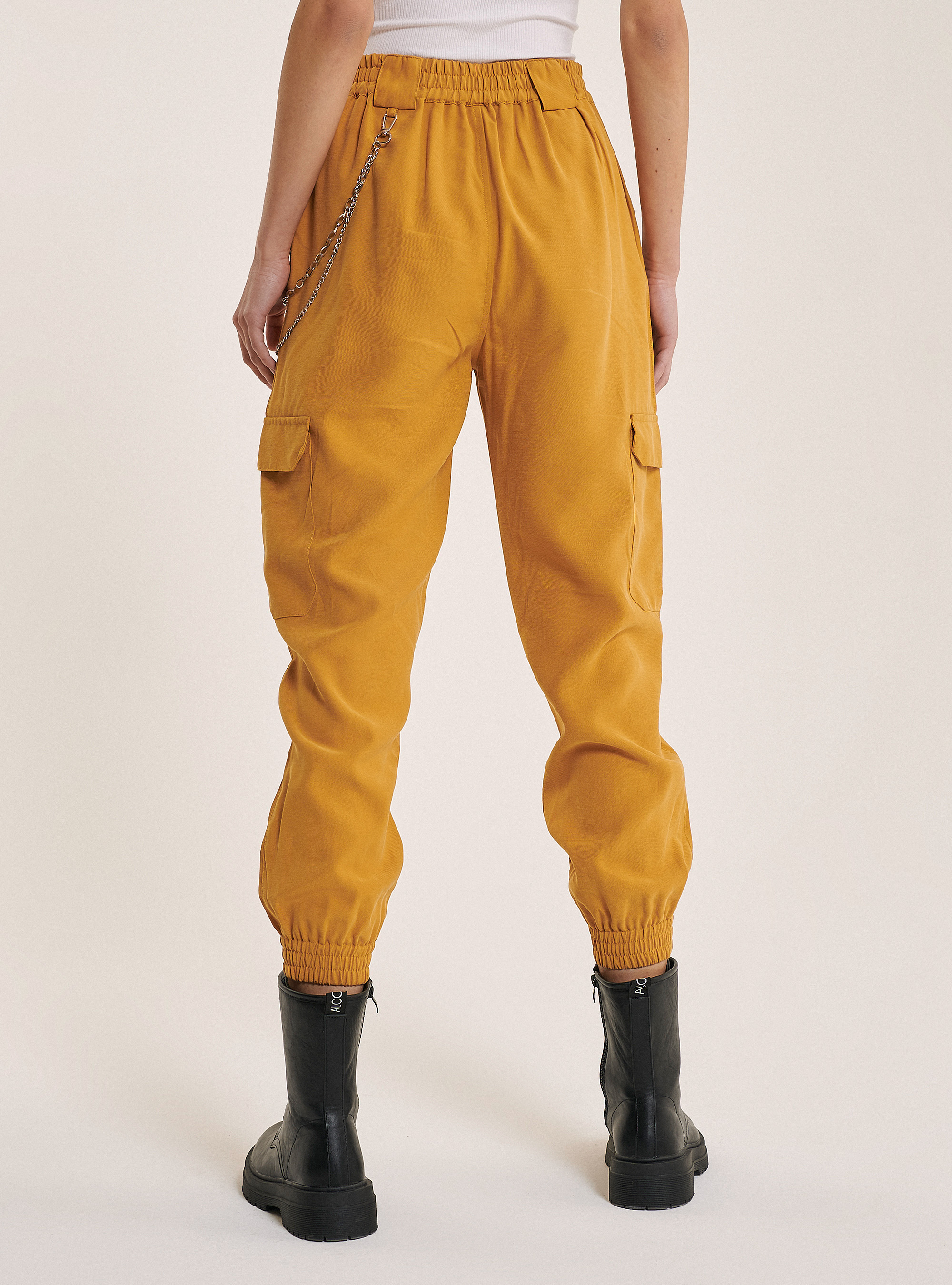 Comfort fit trousers with maxi pockets and chains, C7719 SENAPE