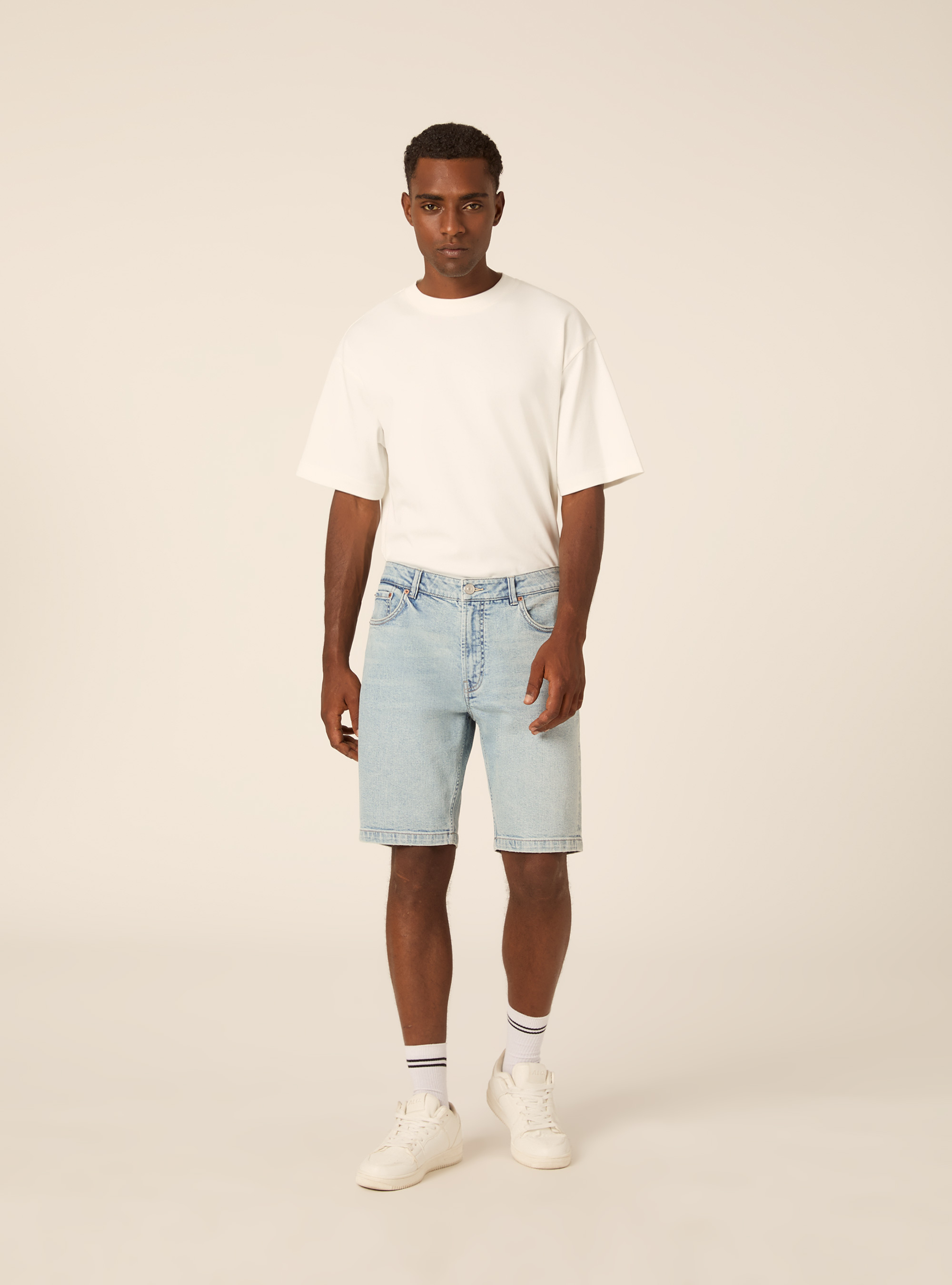 Jeans bermuda slim, D004 MEDIUM LIGHT BLUE