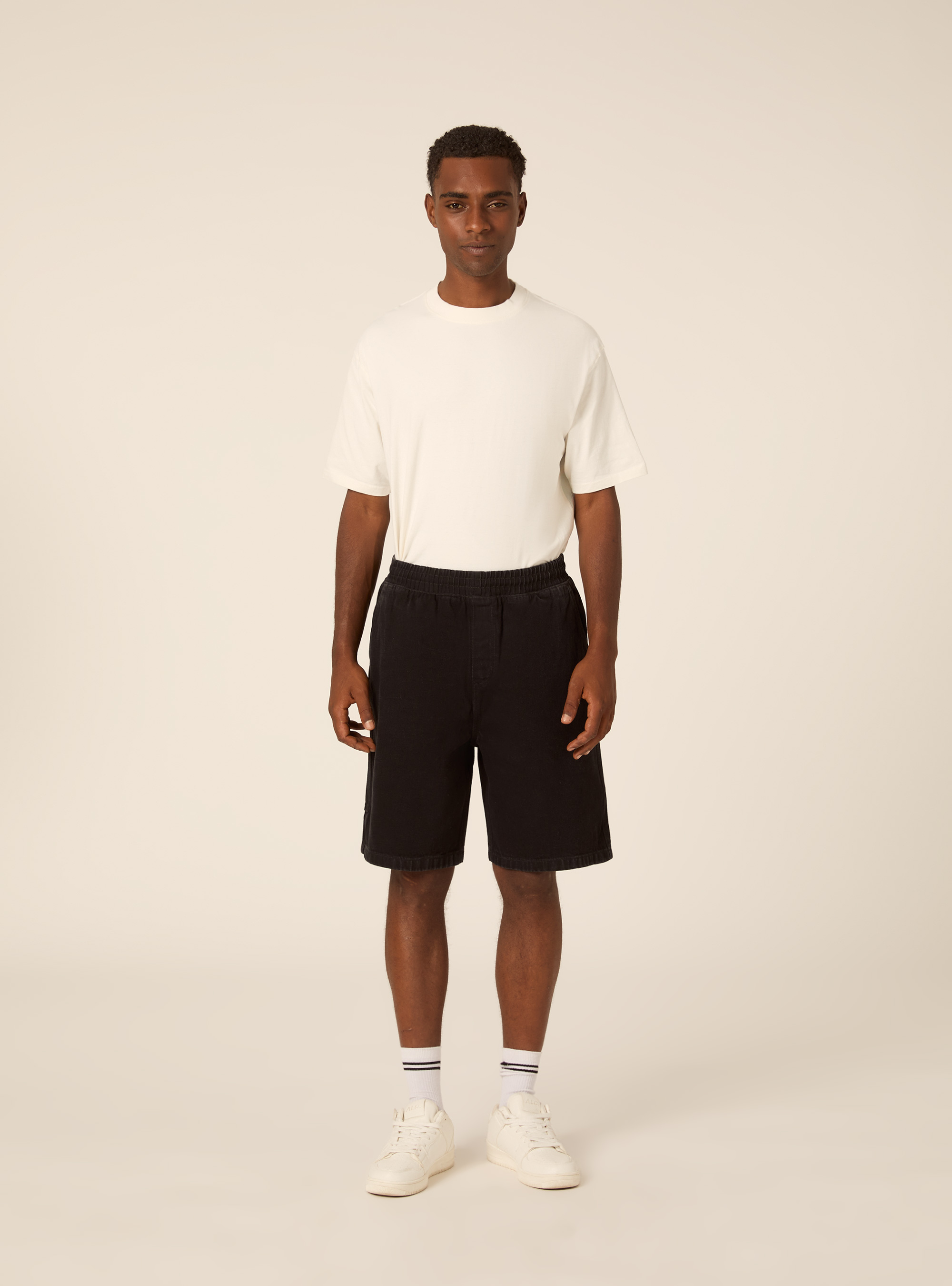 Bermuda carpenter con elastico in vita in twill, BK1 BLACK