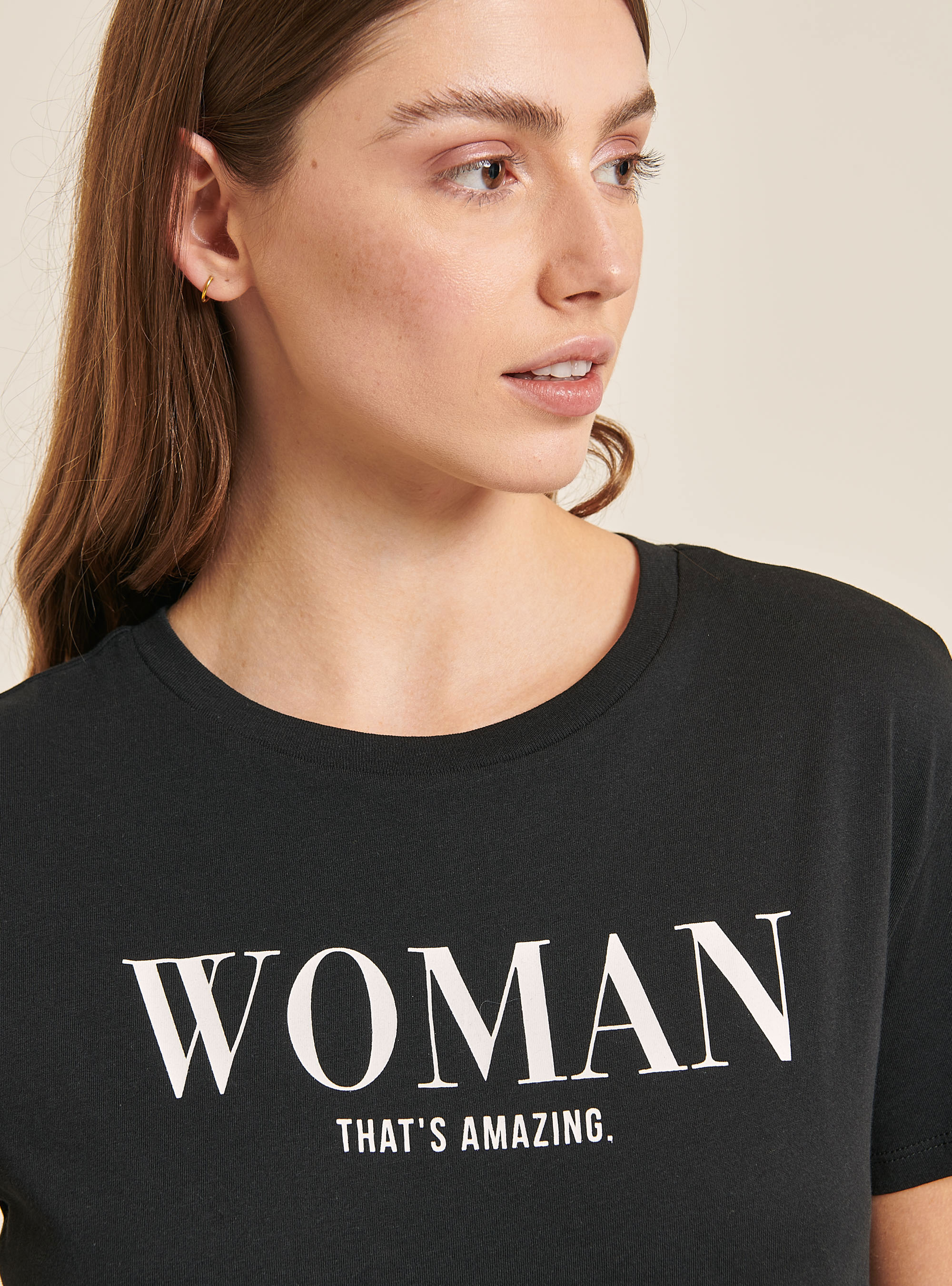 T-shirt avec imprim&eacute; sur le devant, C101 BLACK