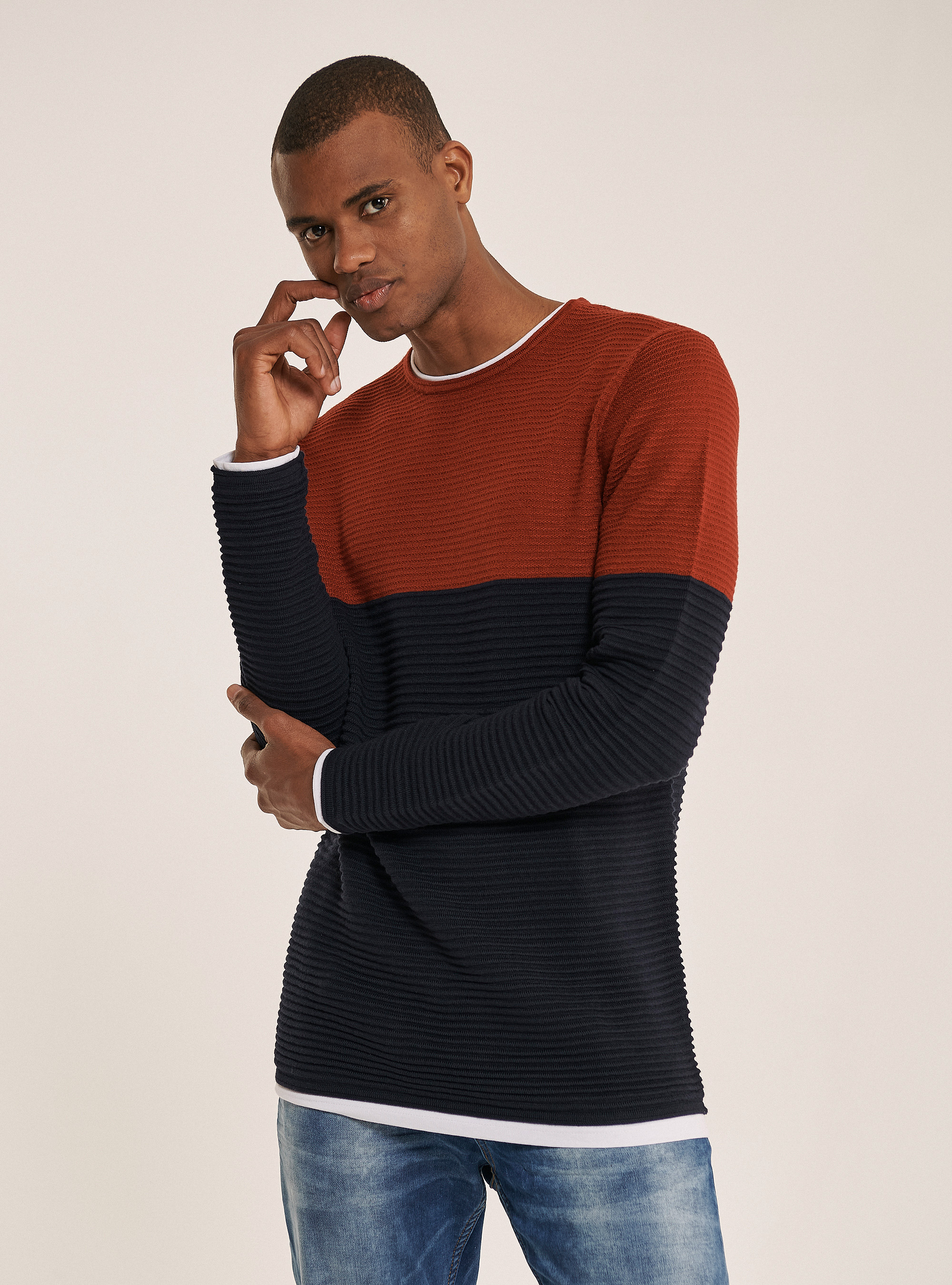 Rolling neck pullover with t-shirt details, DARK ORANGE