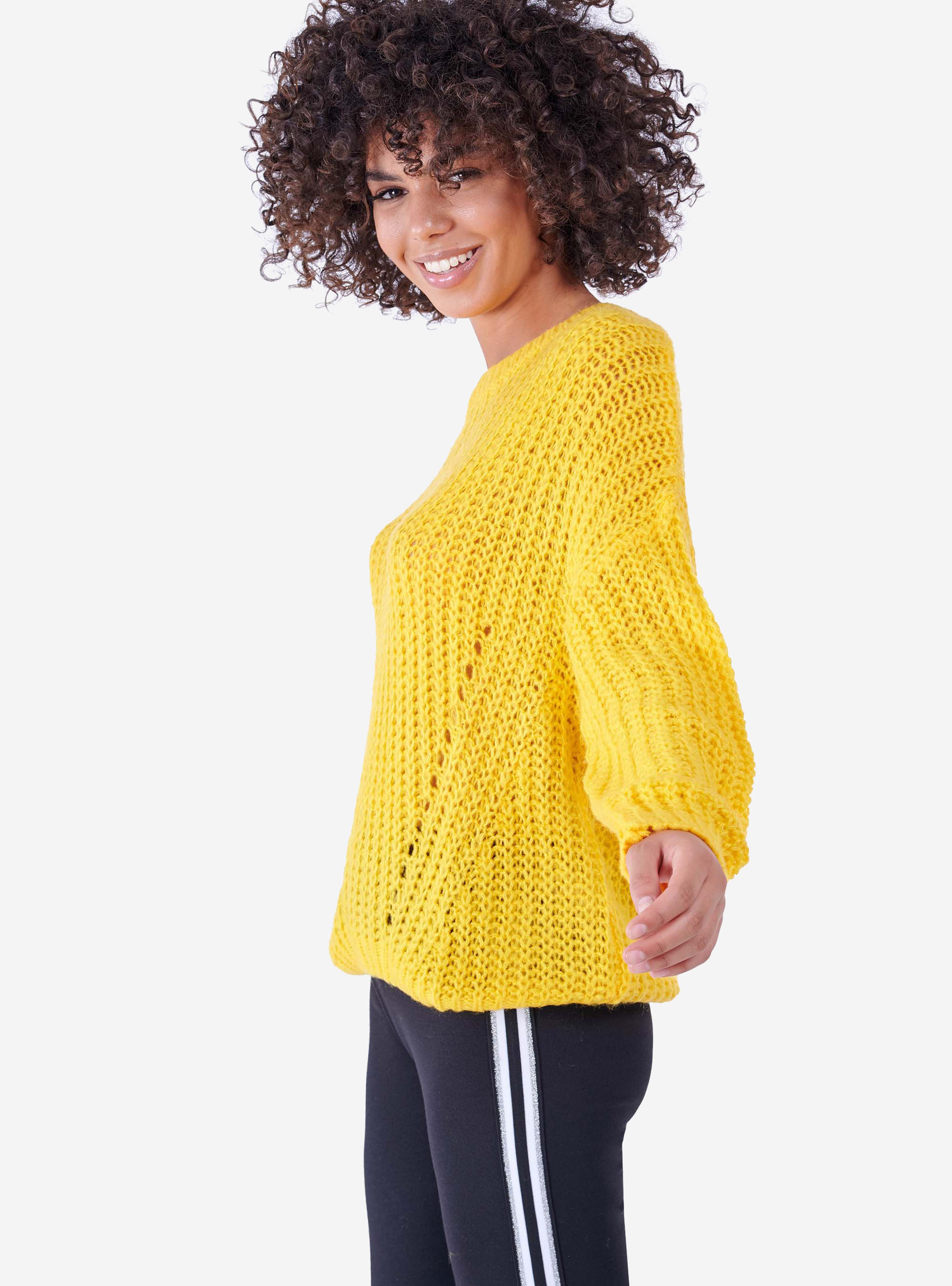 WIDE SWEATER WITH ROUNDNECK, YELLOW
