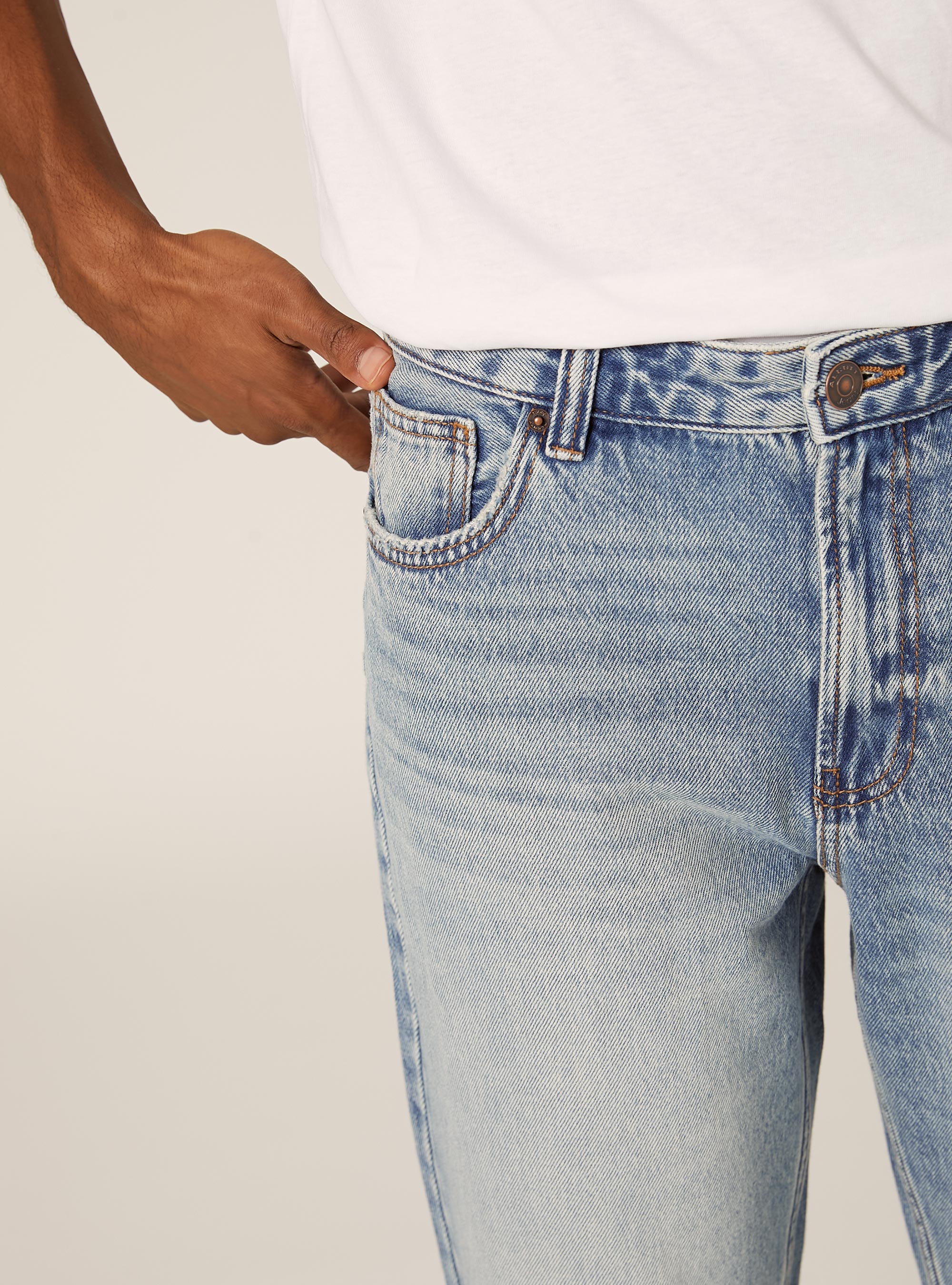 Jeans tapered fit, D005 LIGHT BLUE