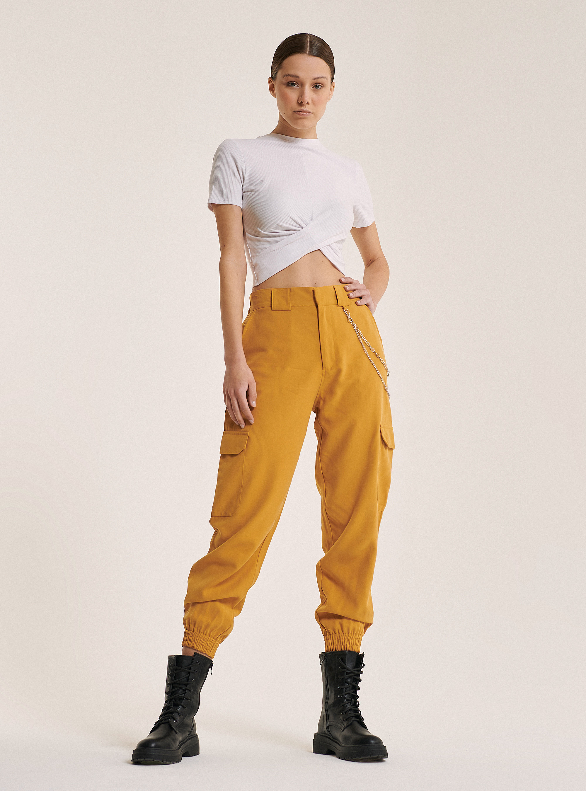 Comfort fit trousers with maxi pockets and chains, C7719 SENAPE