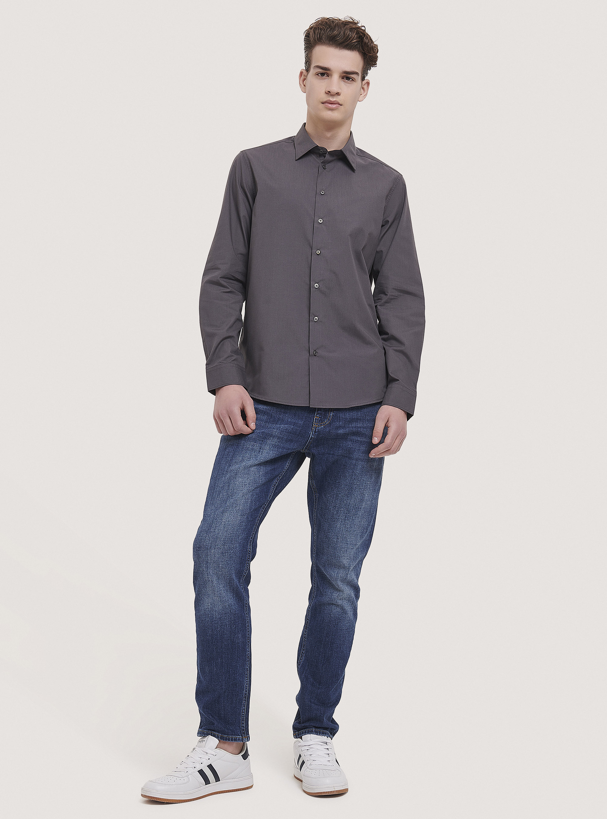 Camicia a manica lunga in tinta unita, C161 GREY