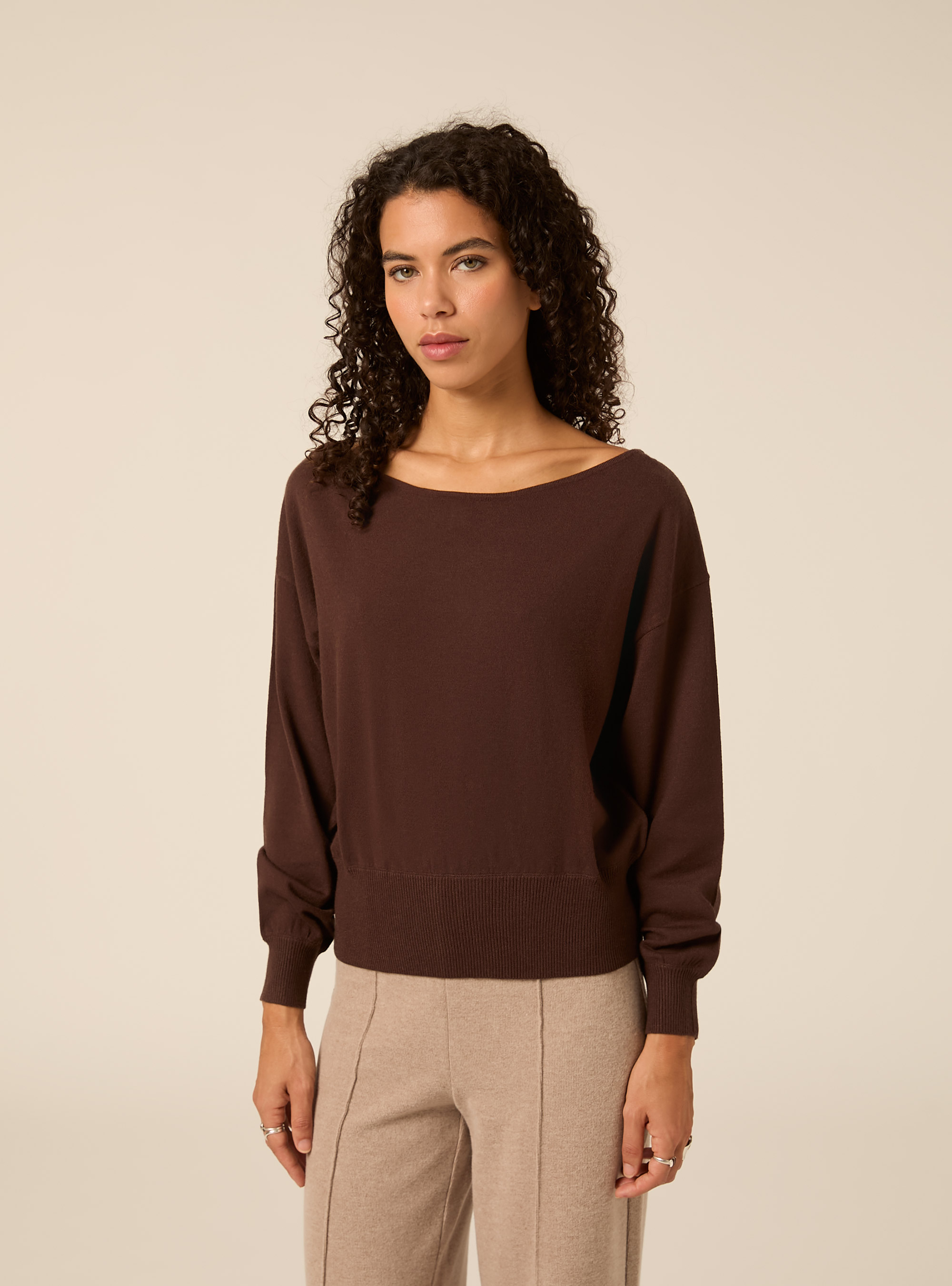 Maglia scollo a barca, BR1 BROWN DARK