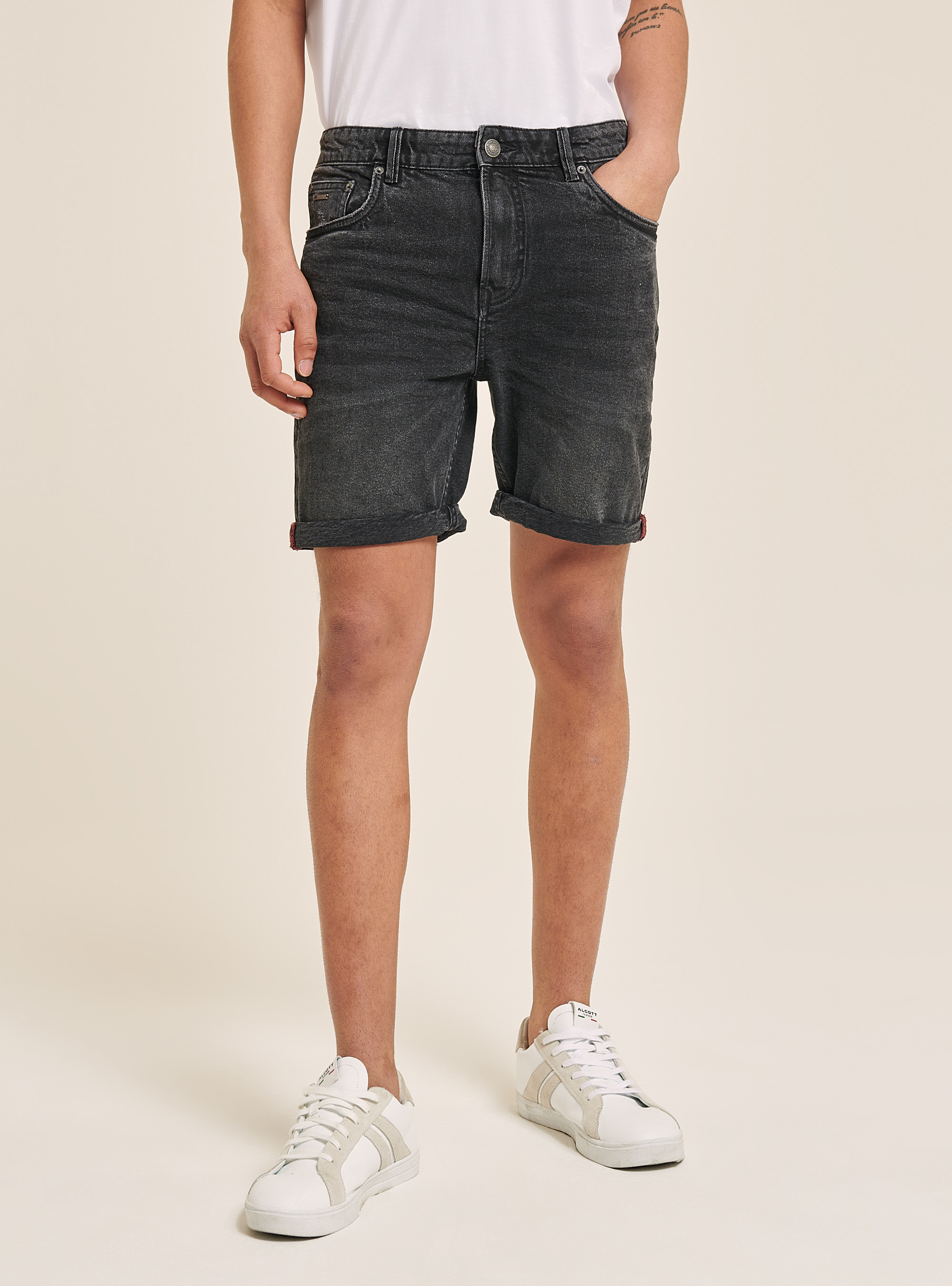 Bermudas aus Cotone Twill Stretch Tinto in Capo, BK1 BLACK