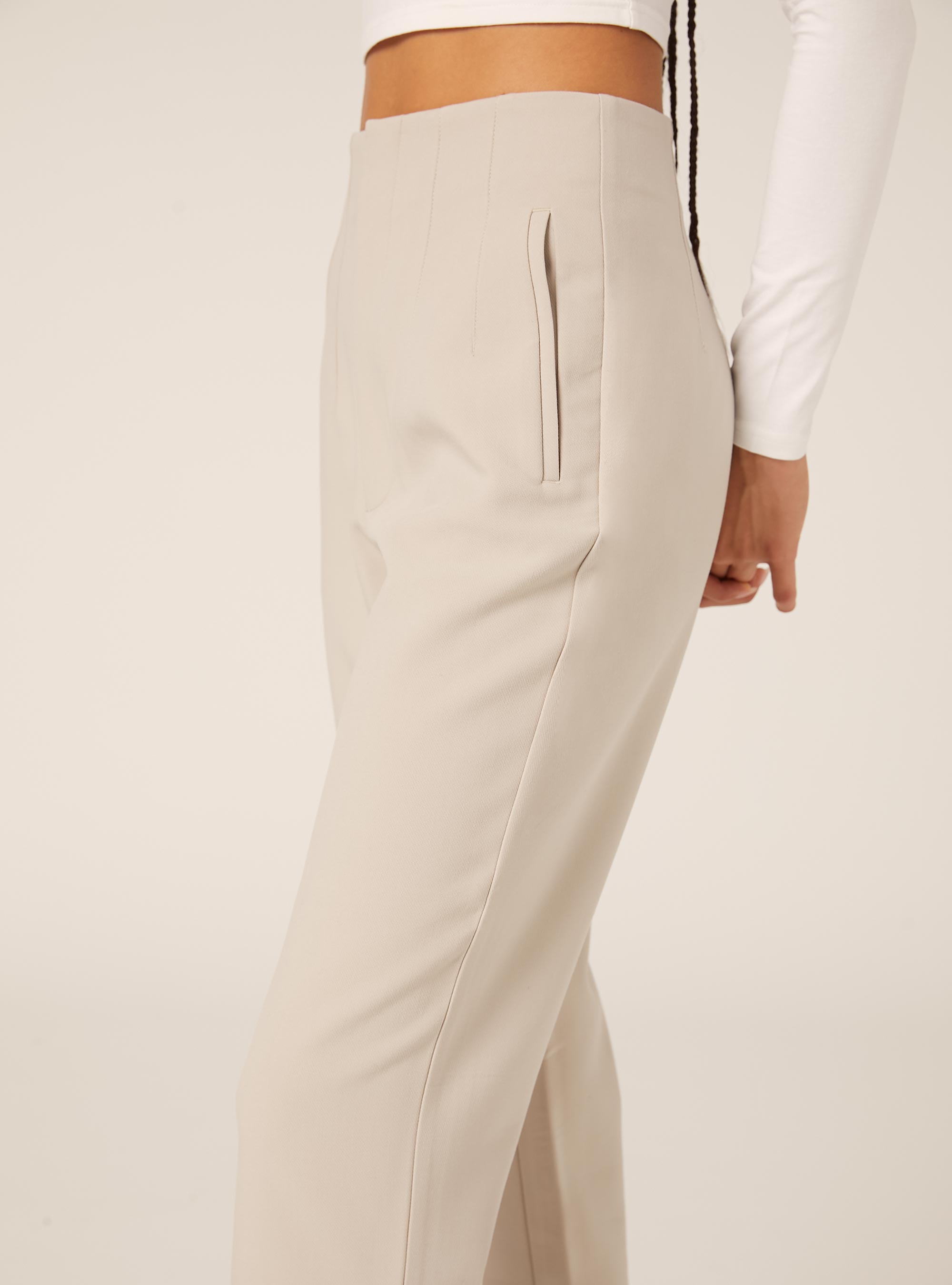 Plain trousers with pleats, SA3 SAND LIGHT