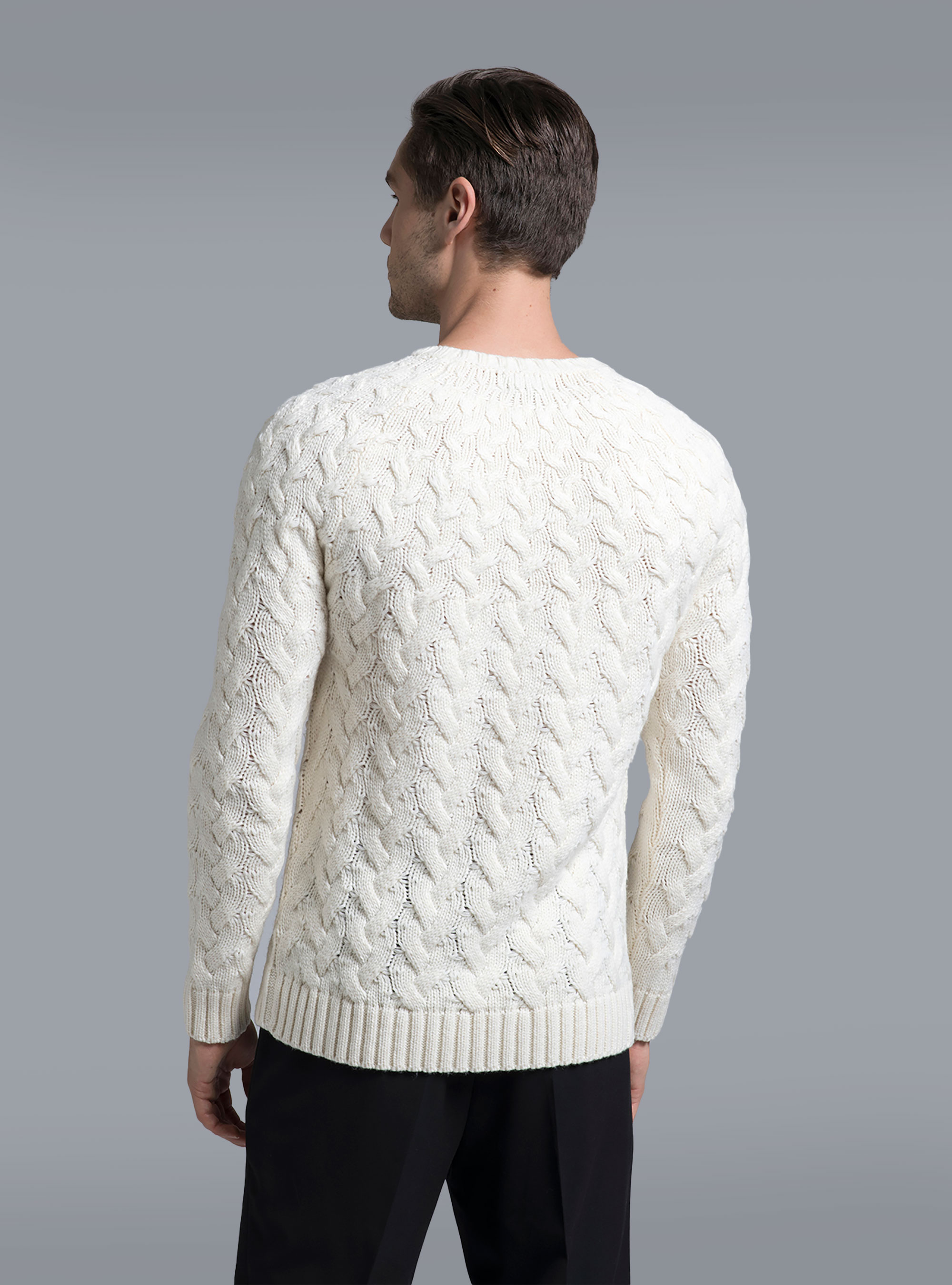 Maglia con trecce, CR&Atilde; ME