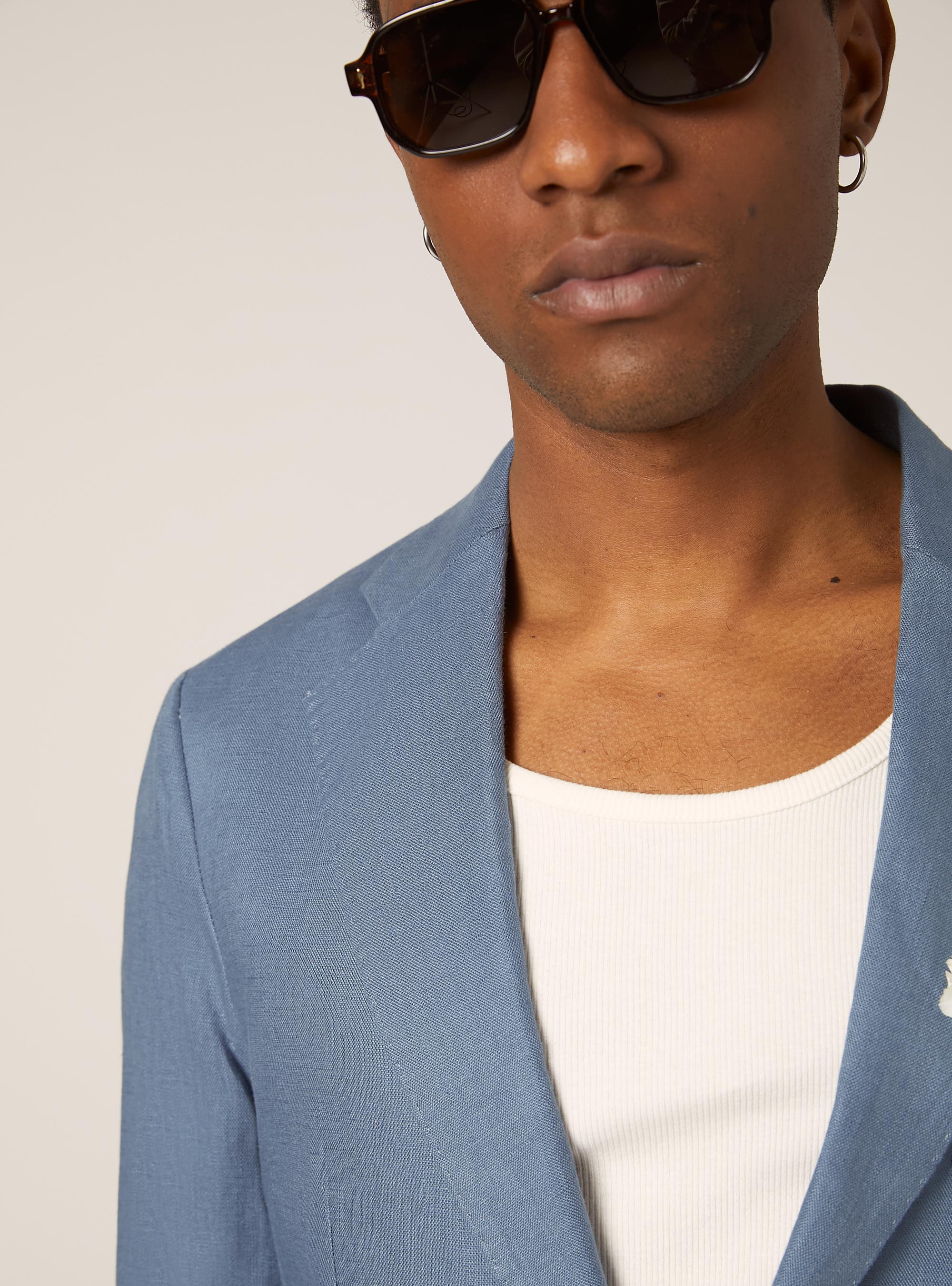 Chaqueta de lino puro con botonadura simple, OB2 BLUE OIL MED.