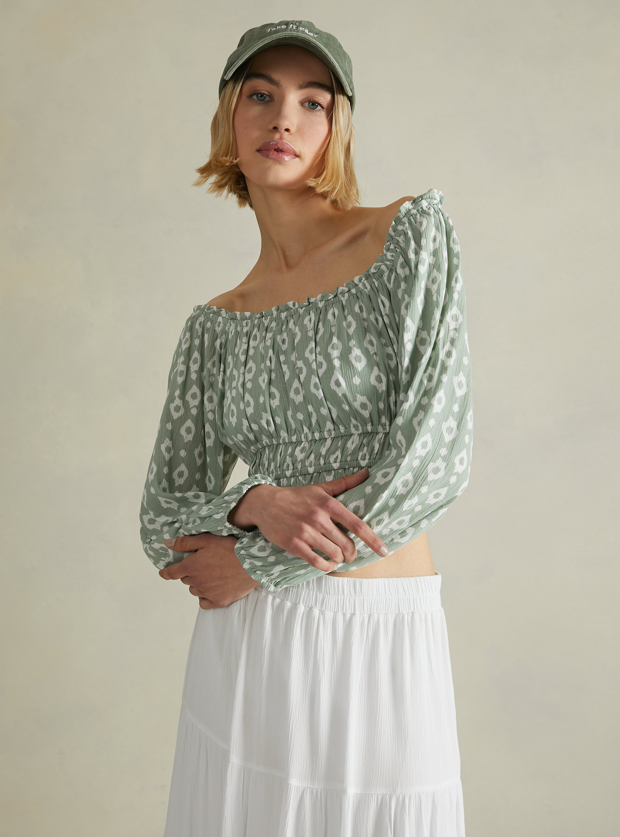Cropped blouse with off the shoulder, GN3 GREEN LIGHT