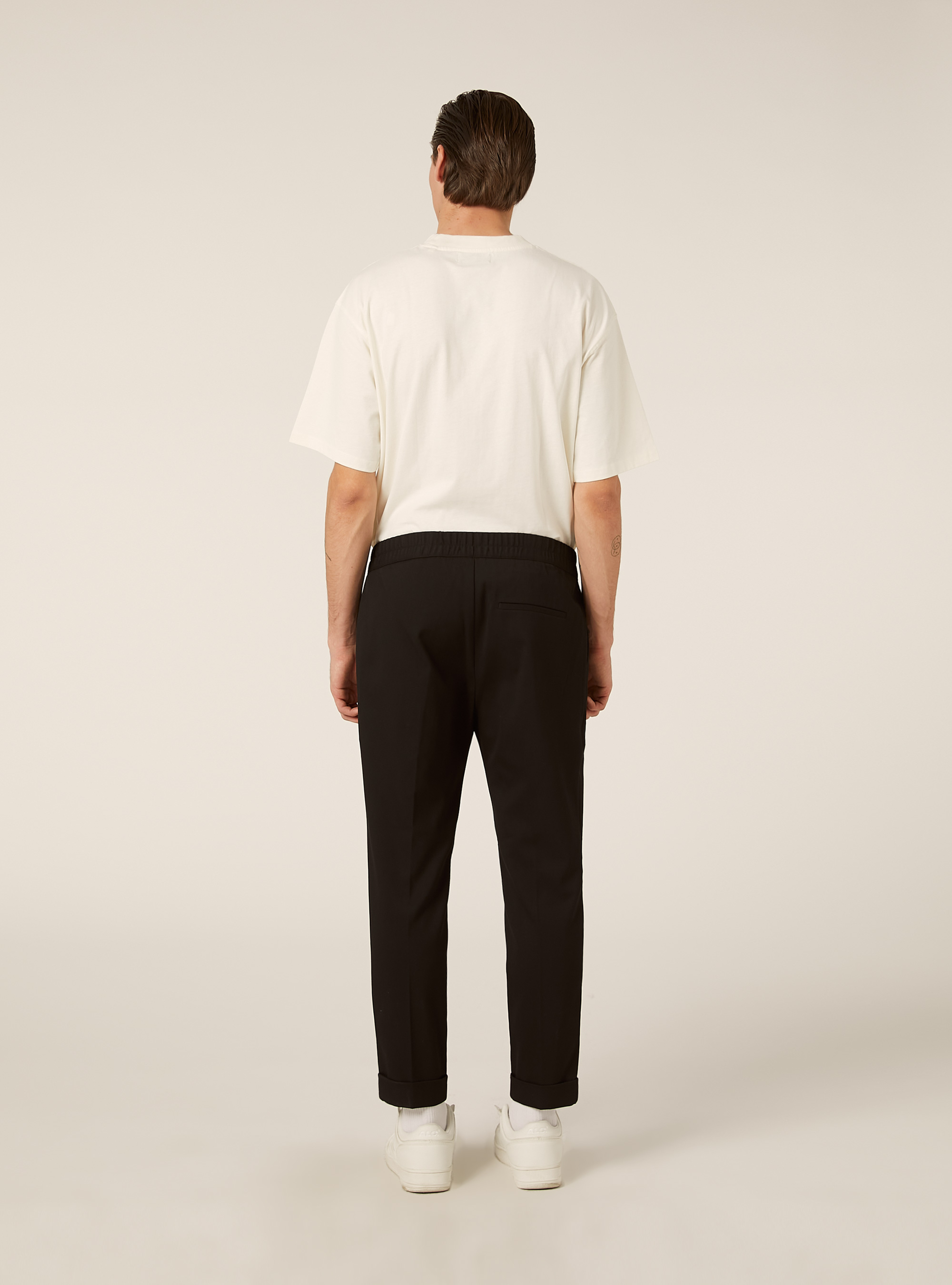 Pantaloni classici con pince, BK1 BLACK