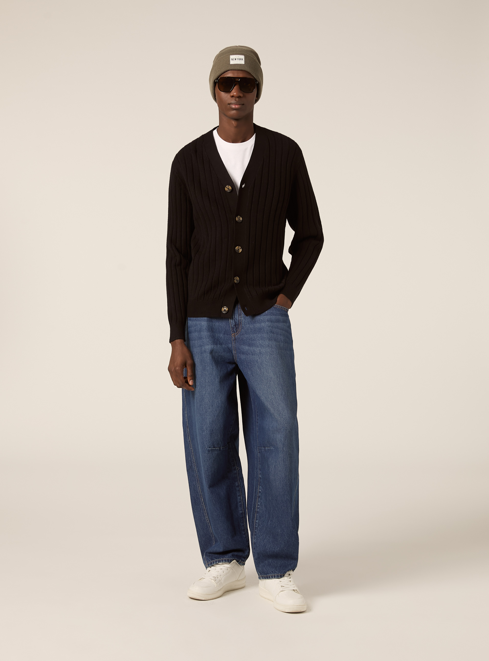 Cardigan  in rib, BK1 BLACK