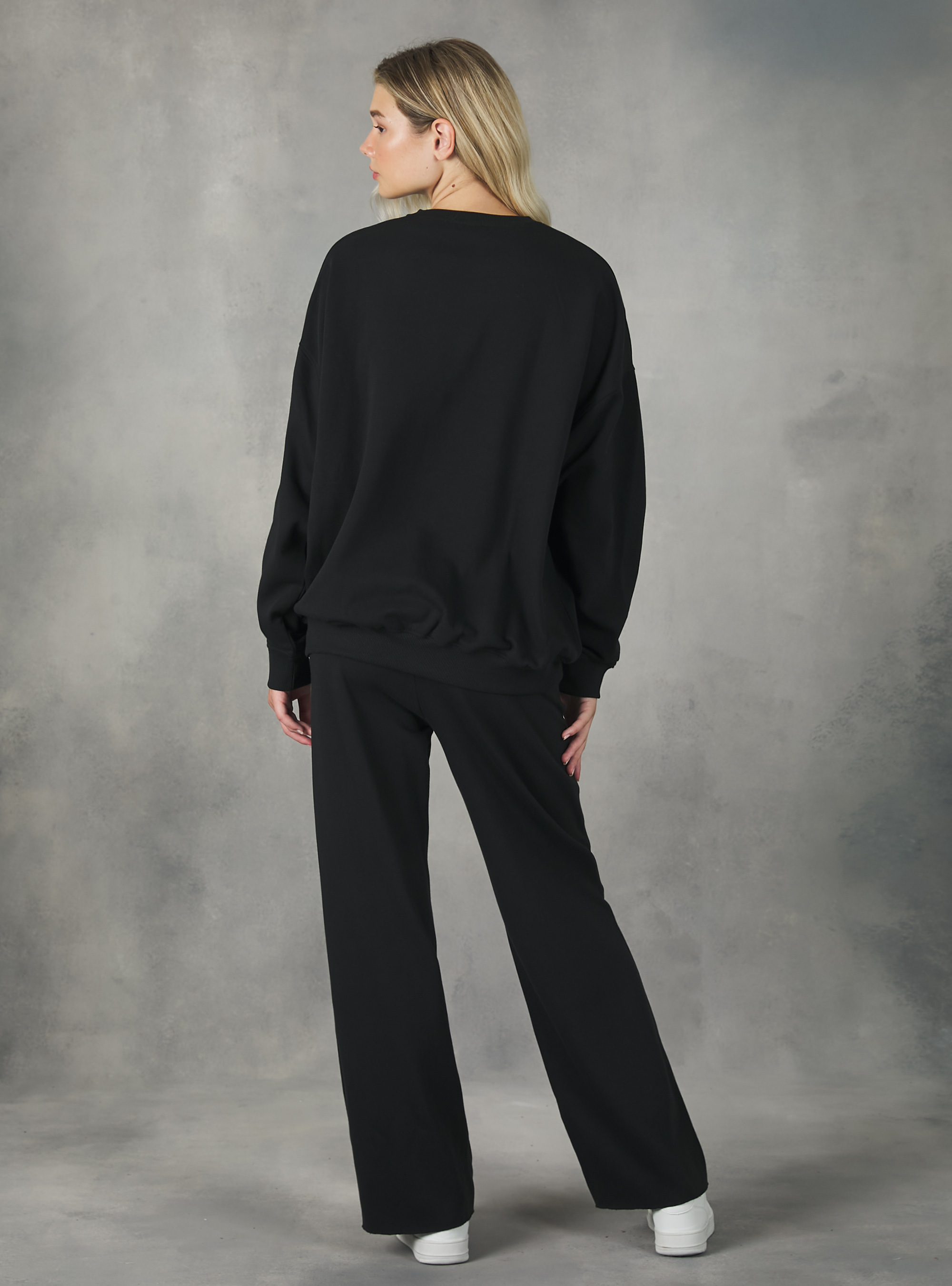 Sudadera universitaria oversize de cuello redondo, BK1 BLACK