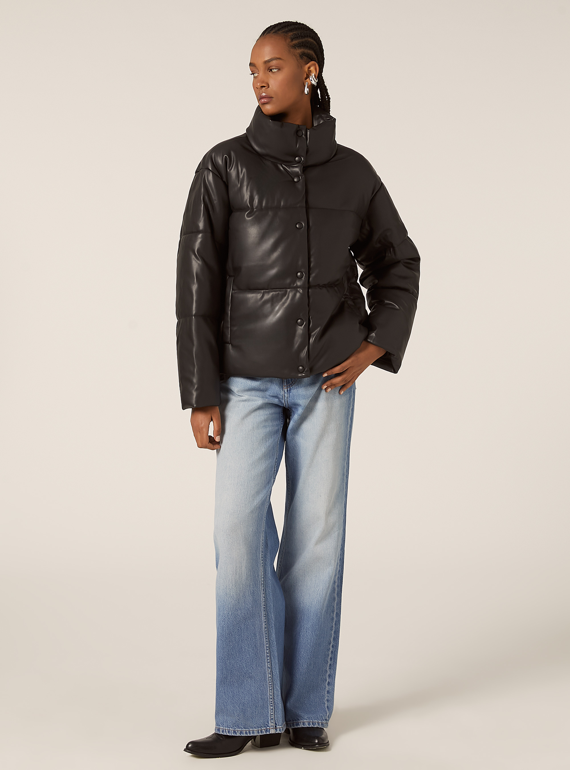 Giubbotto imbottito effetto pelle, BK1 BLACK