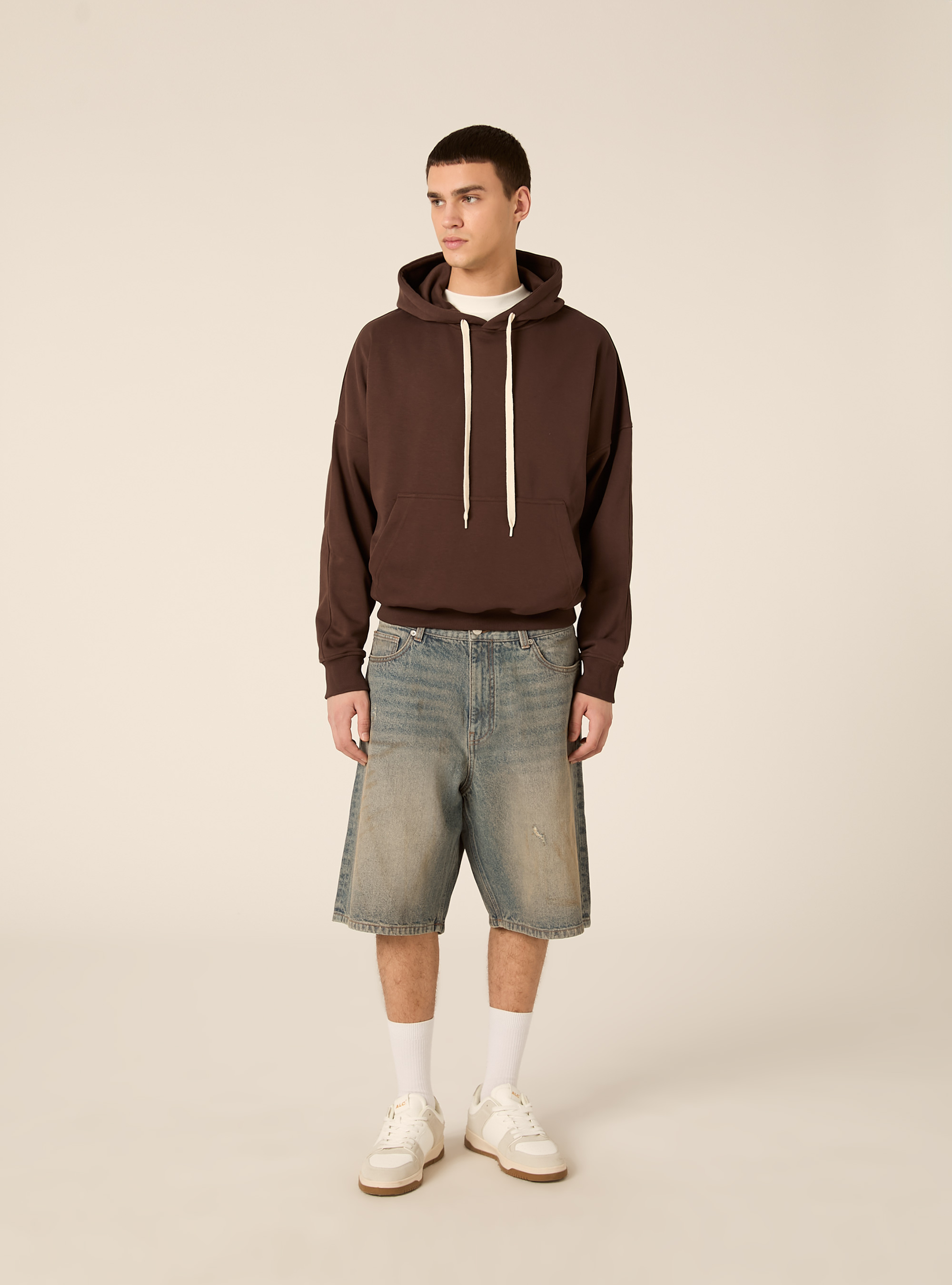 Felpa boxy con stampa puff, BR1 BROWN DARK