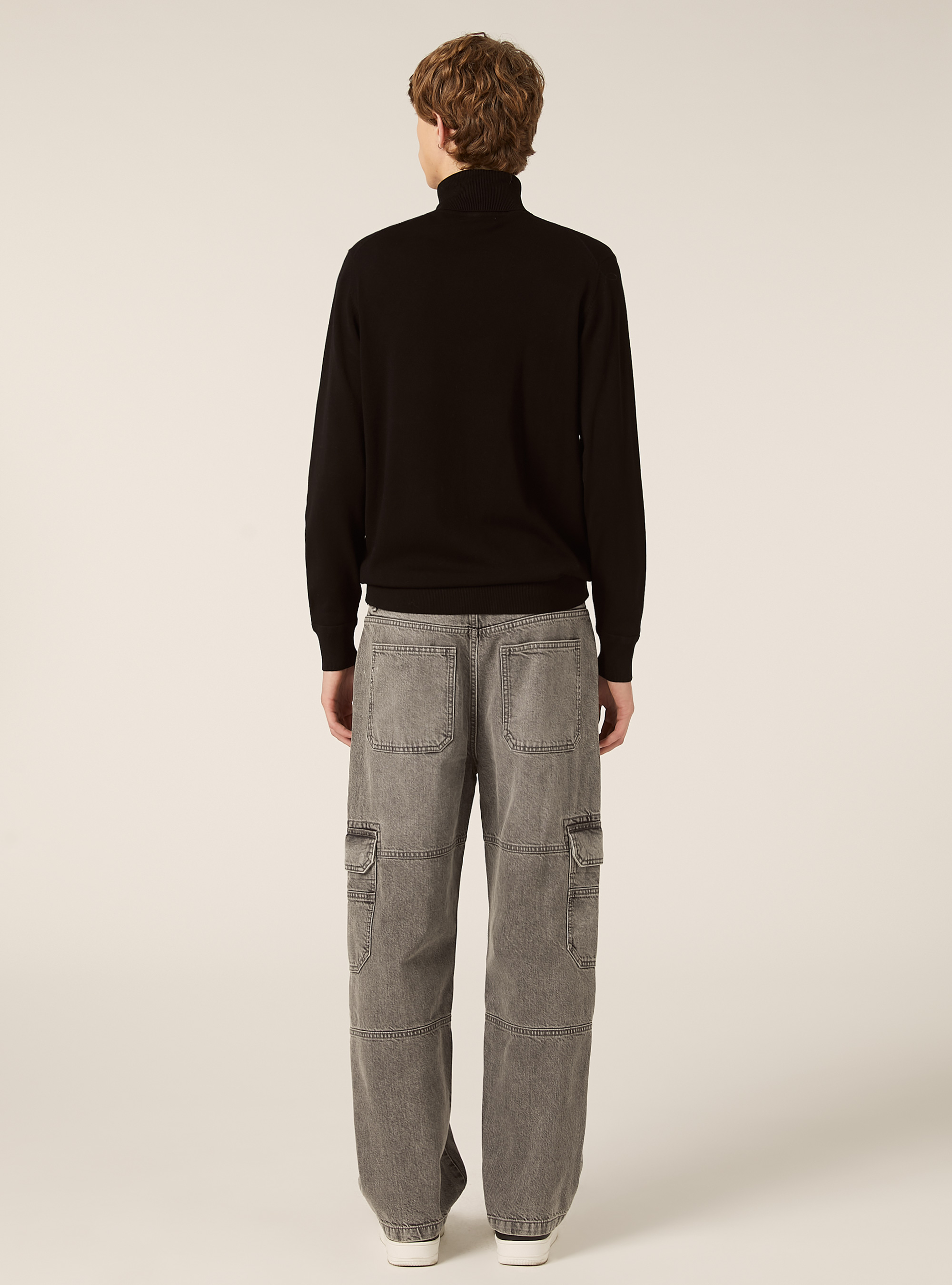 Jersey de cuello alto en viscosa suave, BK1 BLACK